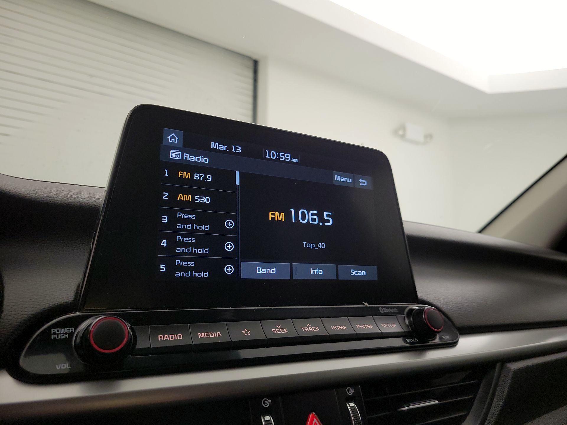 Thumbnail: 2019 Kia Forte - 15