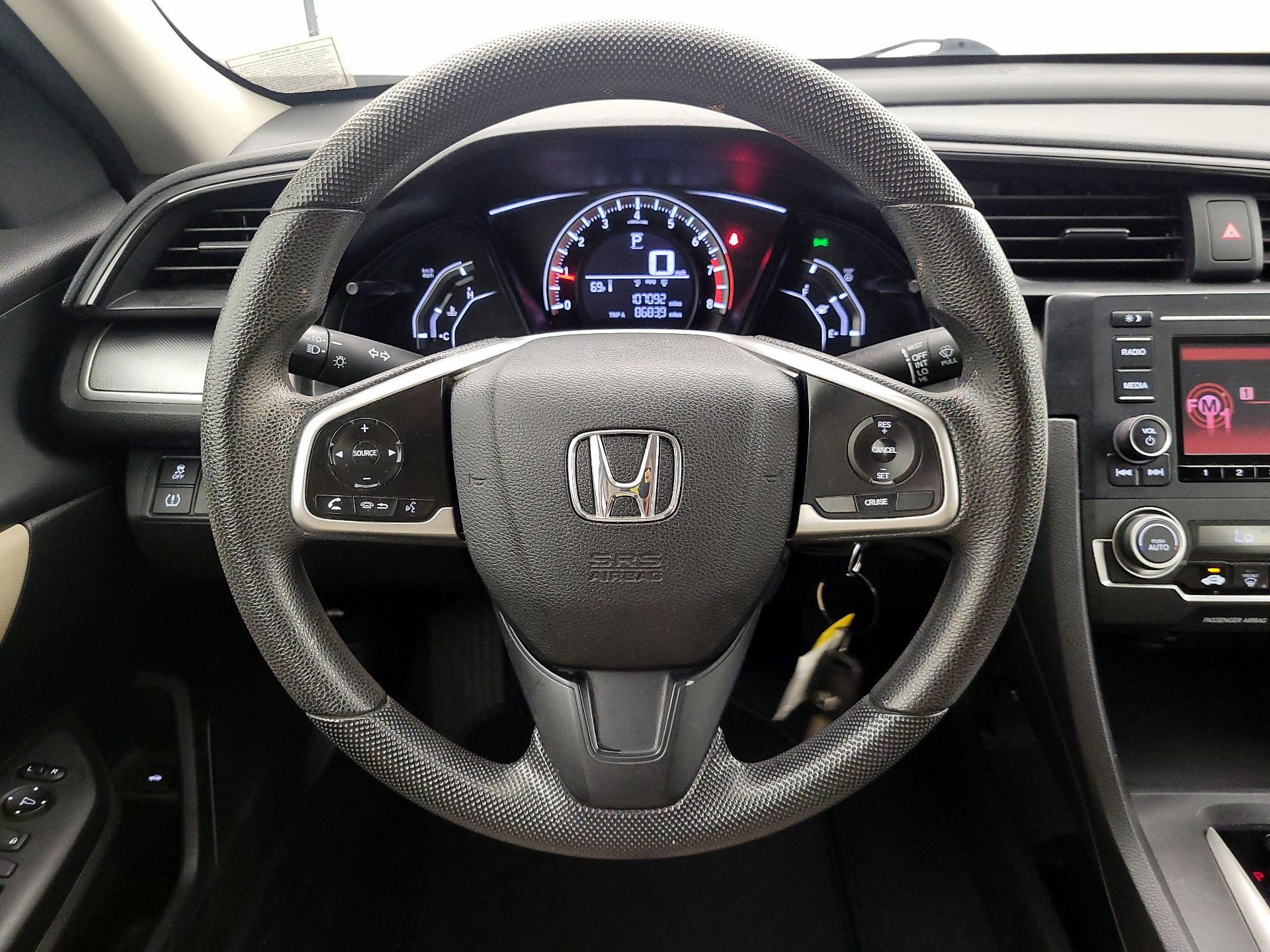 Thumbnail: 2016 Honda Civic - 10