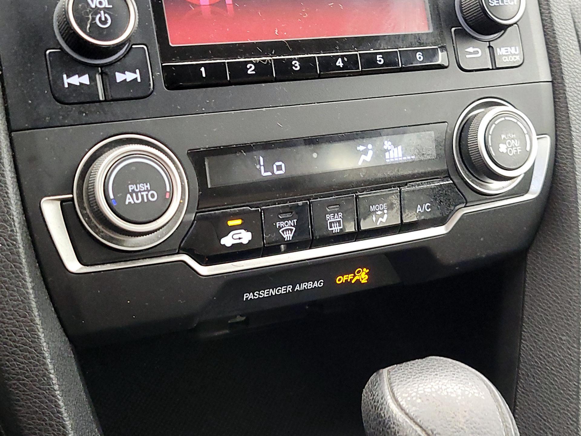 Thumbnail: 2016 Honda Civic - 16