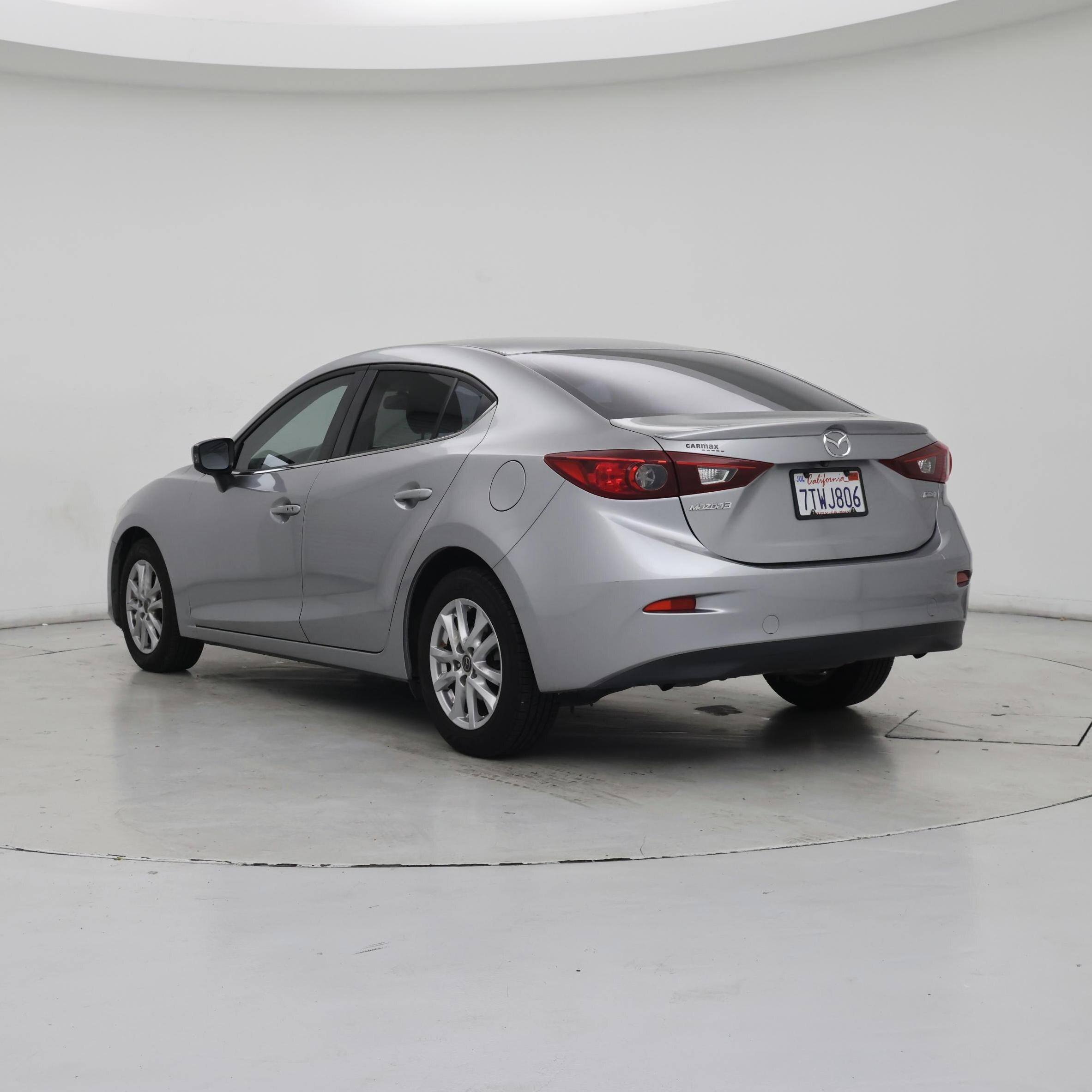 Thumbnail: 2016 Mazda Mazda3 - 2