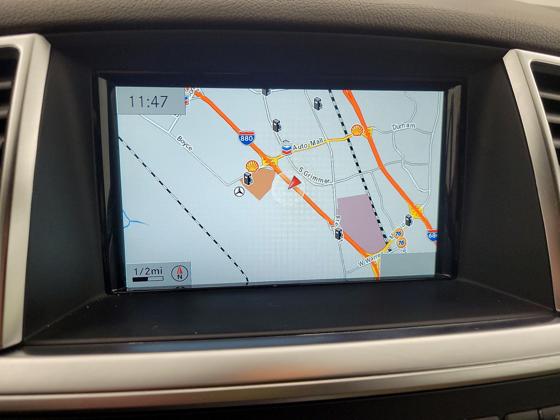 Thumbnail: 2015 Mercedes-Benz M-Class - 14