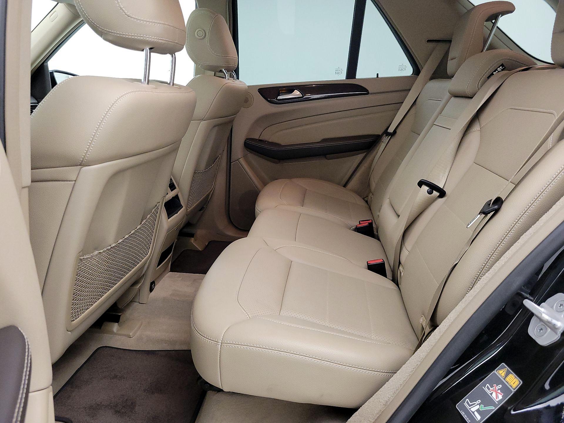 Thumbnail: 2015 Mercedes-Benz M-Class - 20