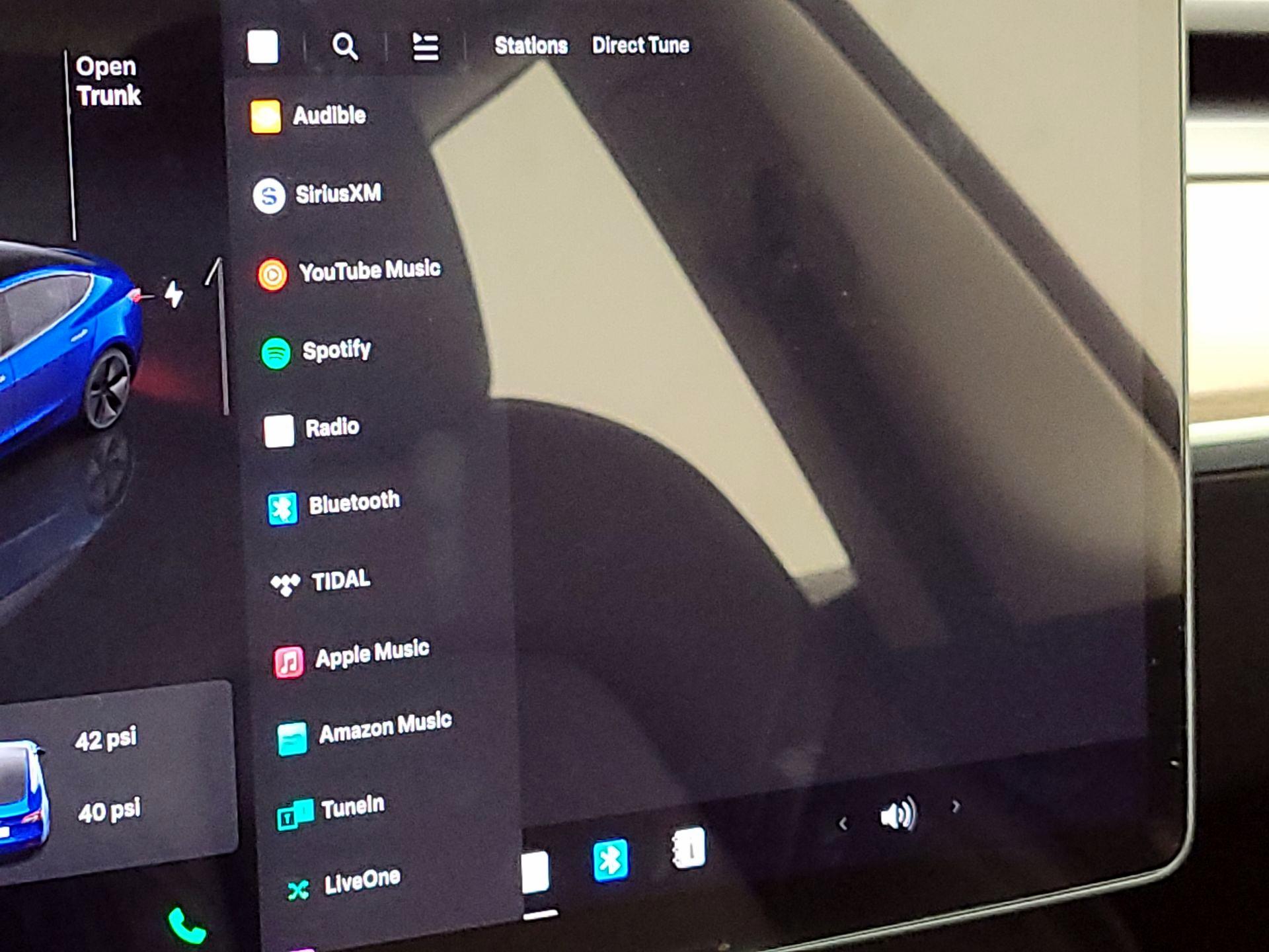 Thumbnail: 2023 Tesla Model 3 - 15