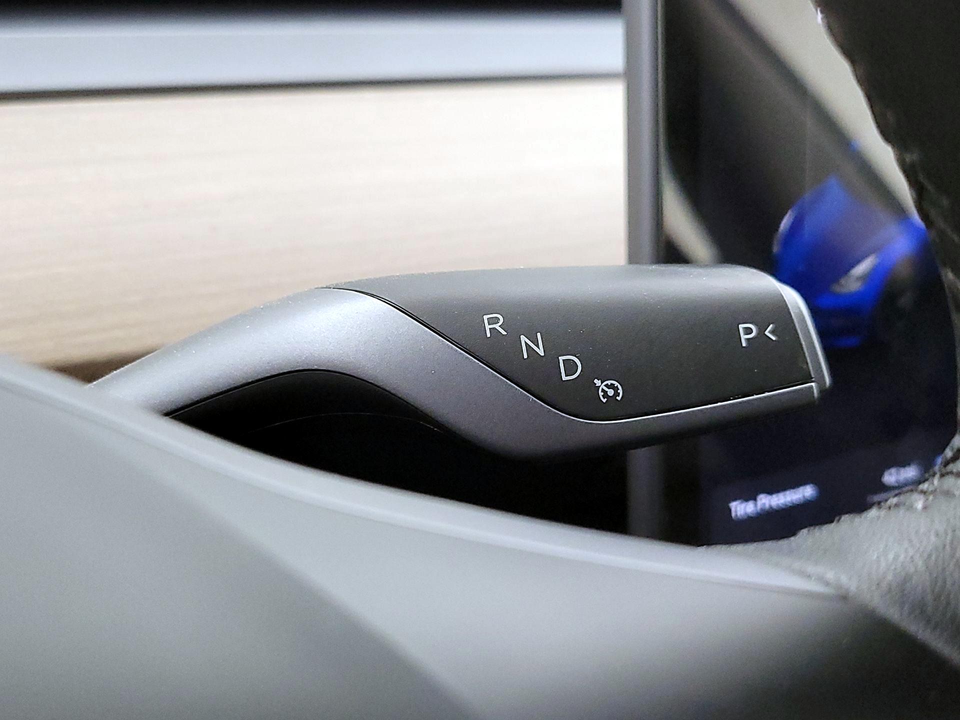 Thumbnail: 2023 Tesla Model 3 - 17