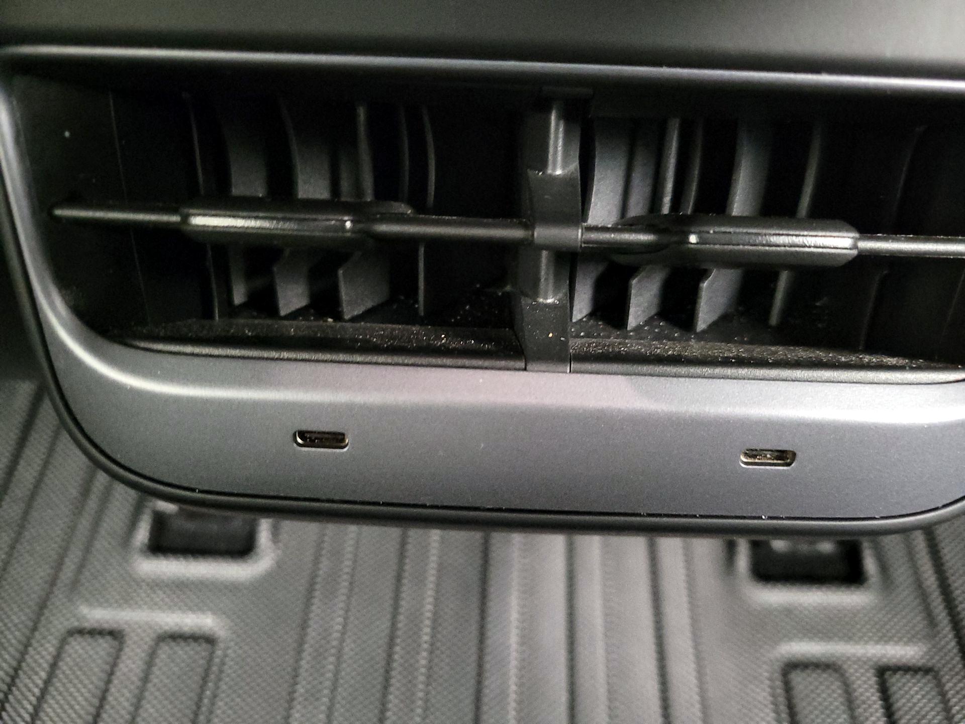 Thumbnail: 2023 Tesla Model 3 - 18