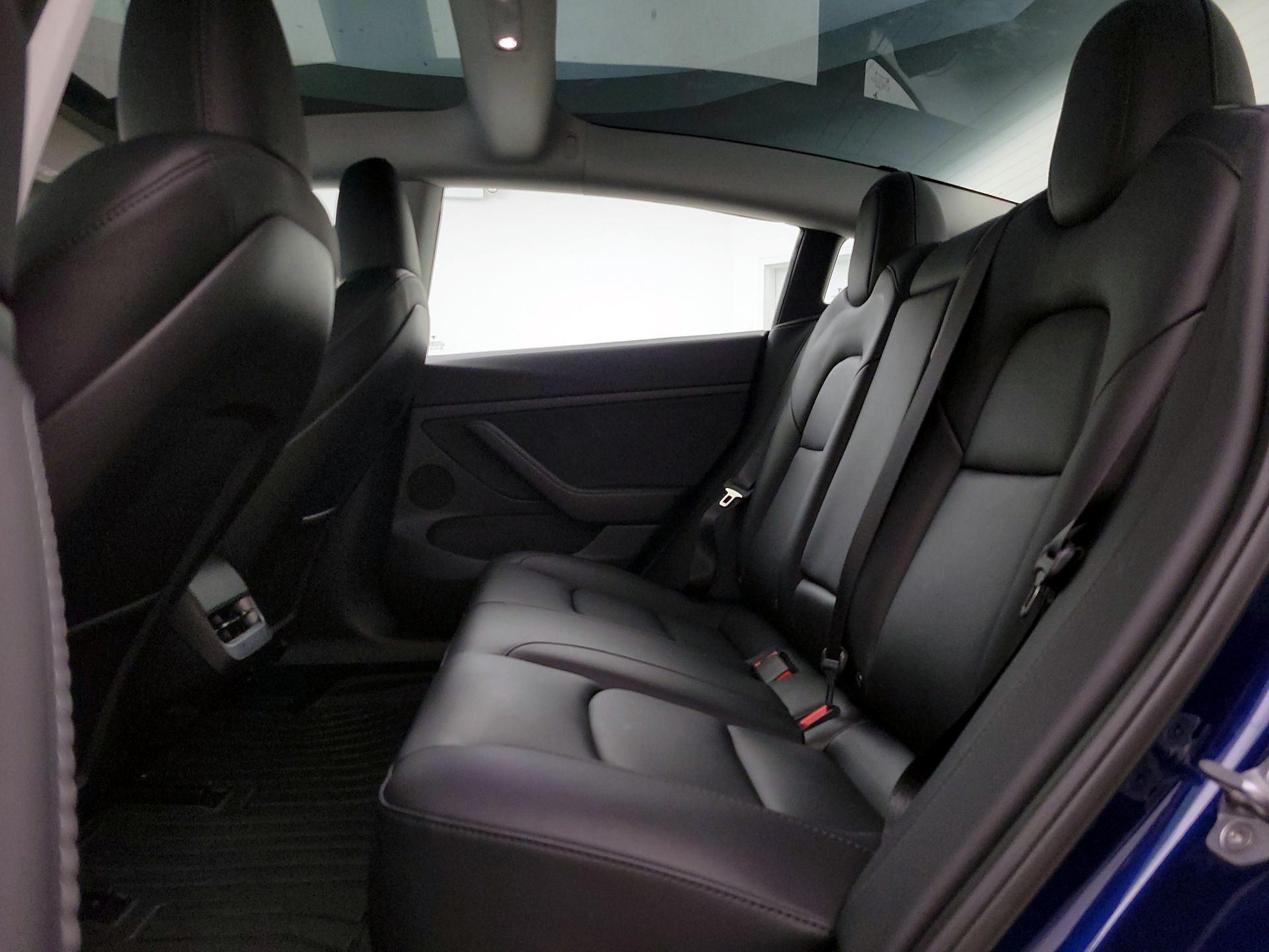 Thumbnail: 2023 Tesla Model 3 - 20