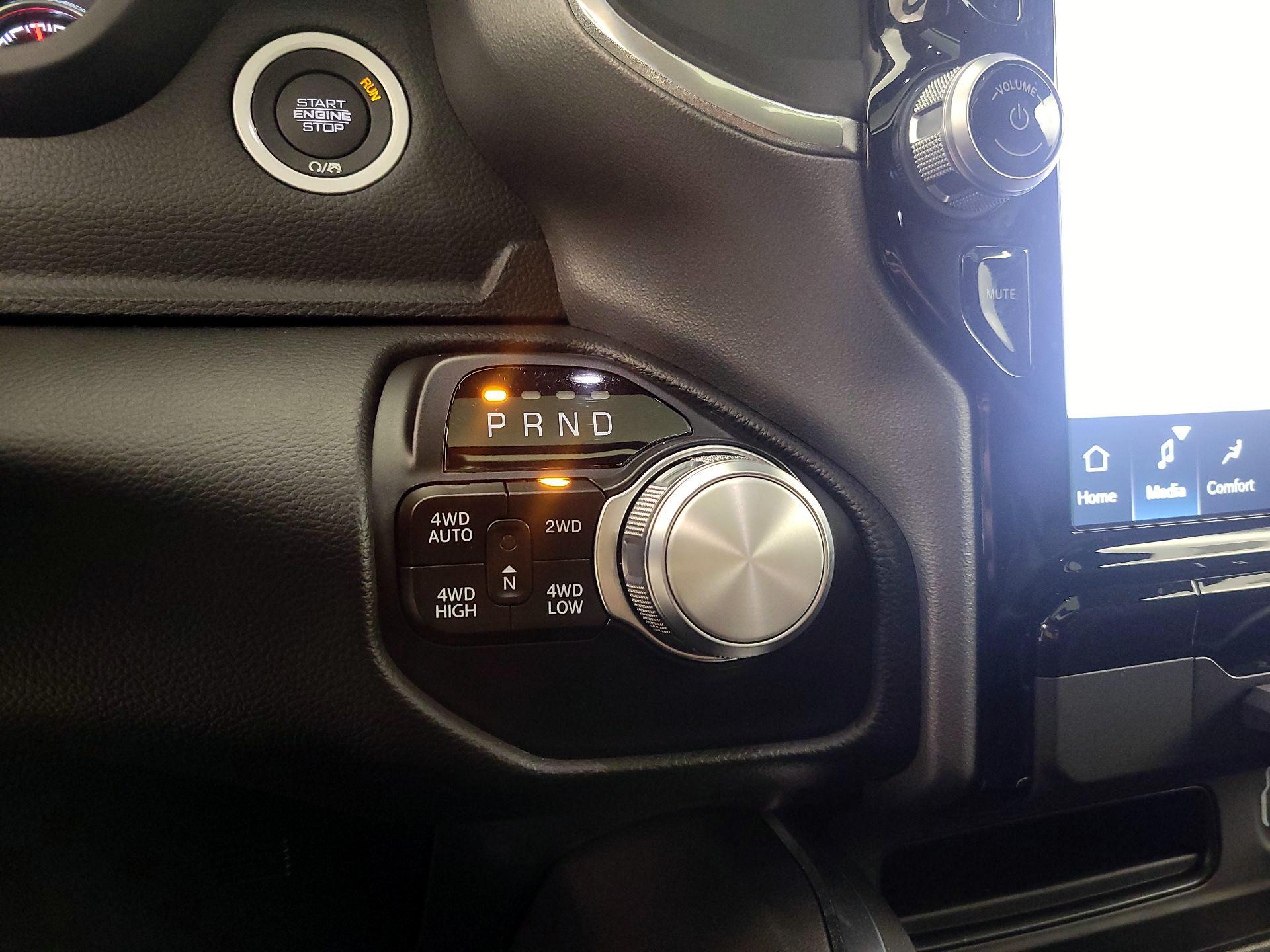 Thumbnail: 2023 RAM 1500 - 18