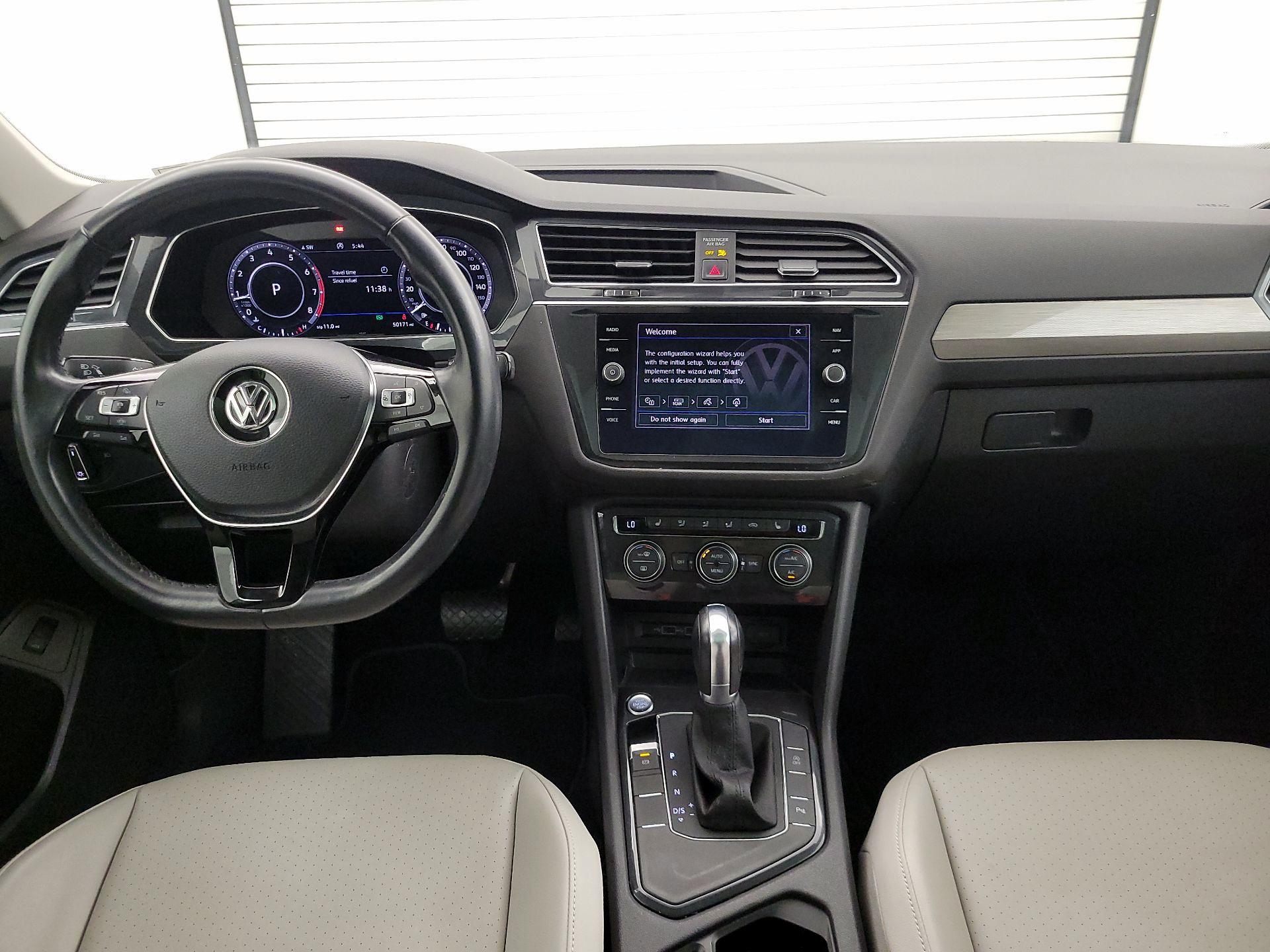 Thumbnail: 2019 Volkswagen Tiguan - 9