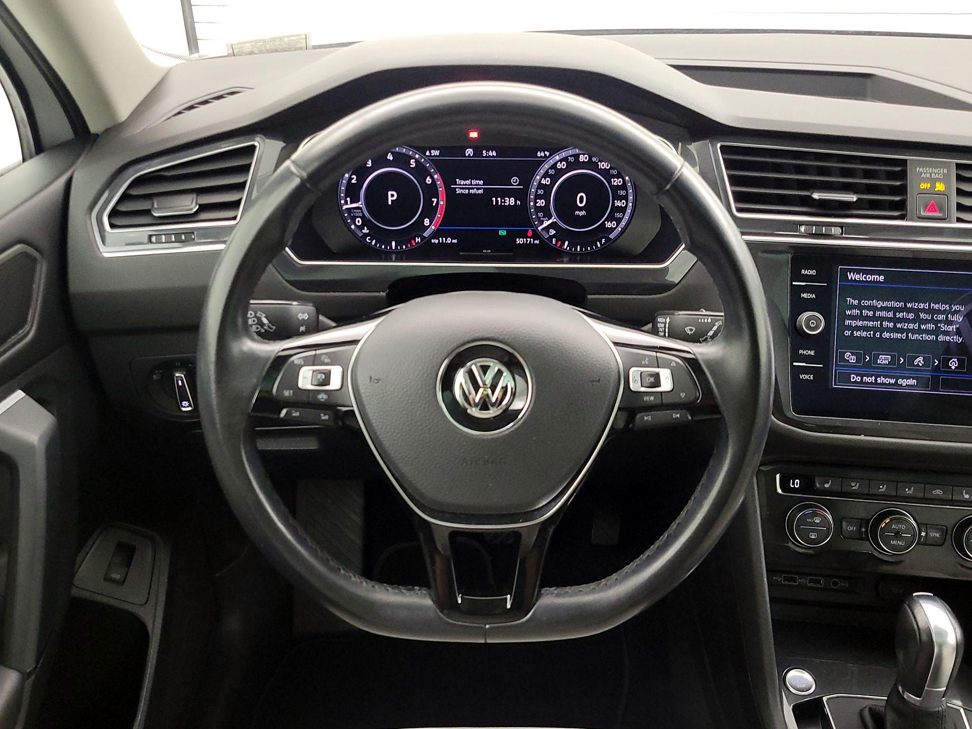 Thumbnail: 2019 Volkswagen Tiguan - 10