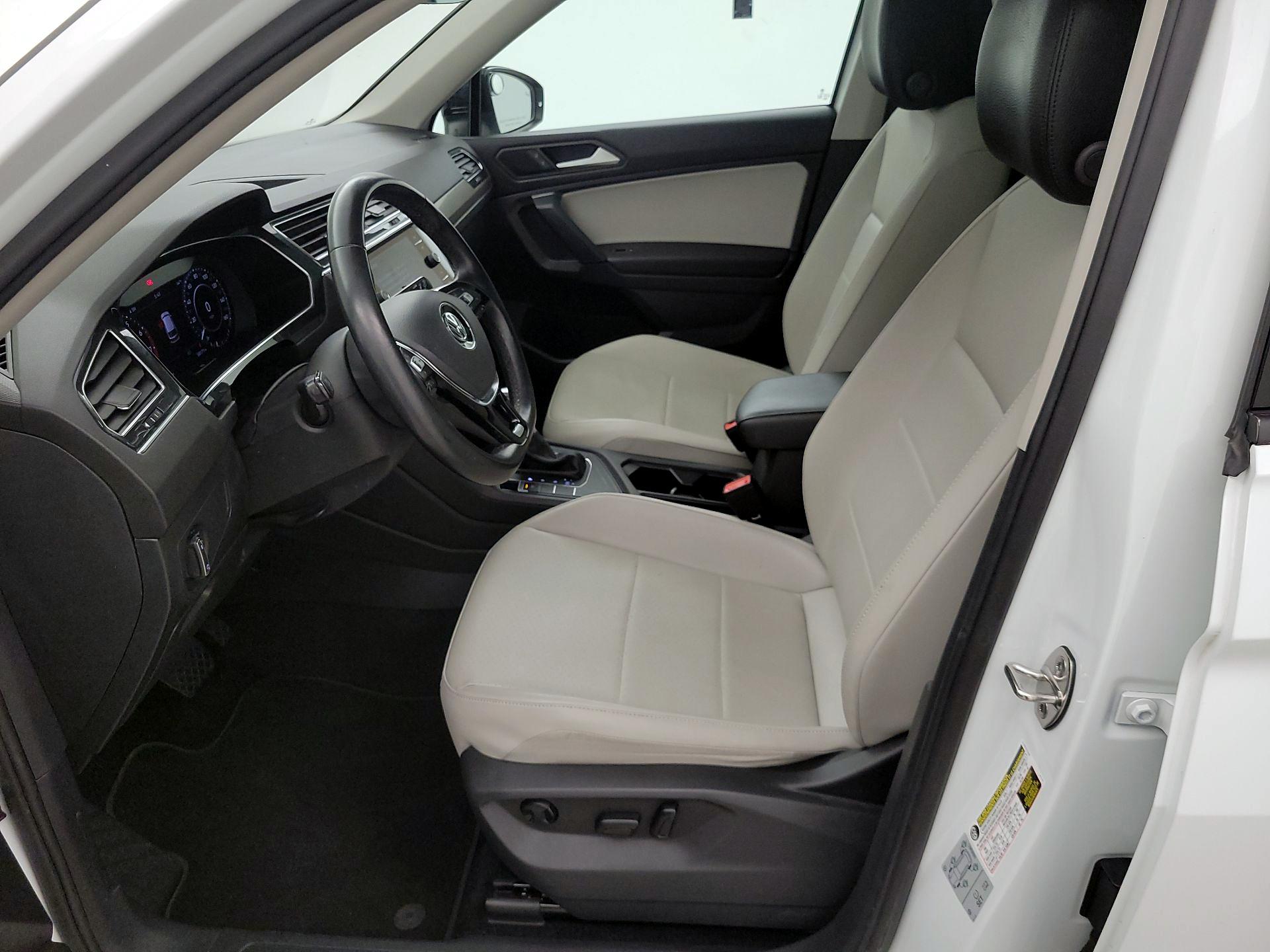 Thumbnail: 2019 Volkswagen Tiguan - 11