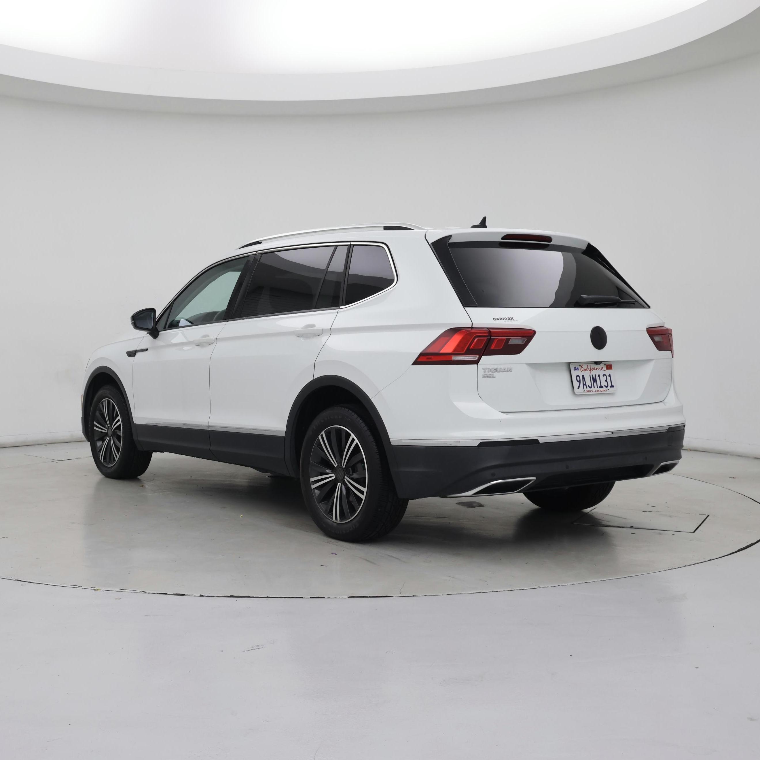 Thumbnail: 2019 Volkswagen Tiguan - 2