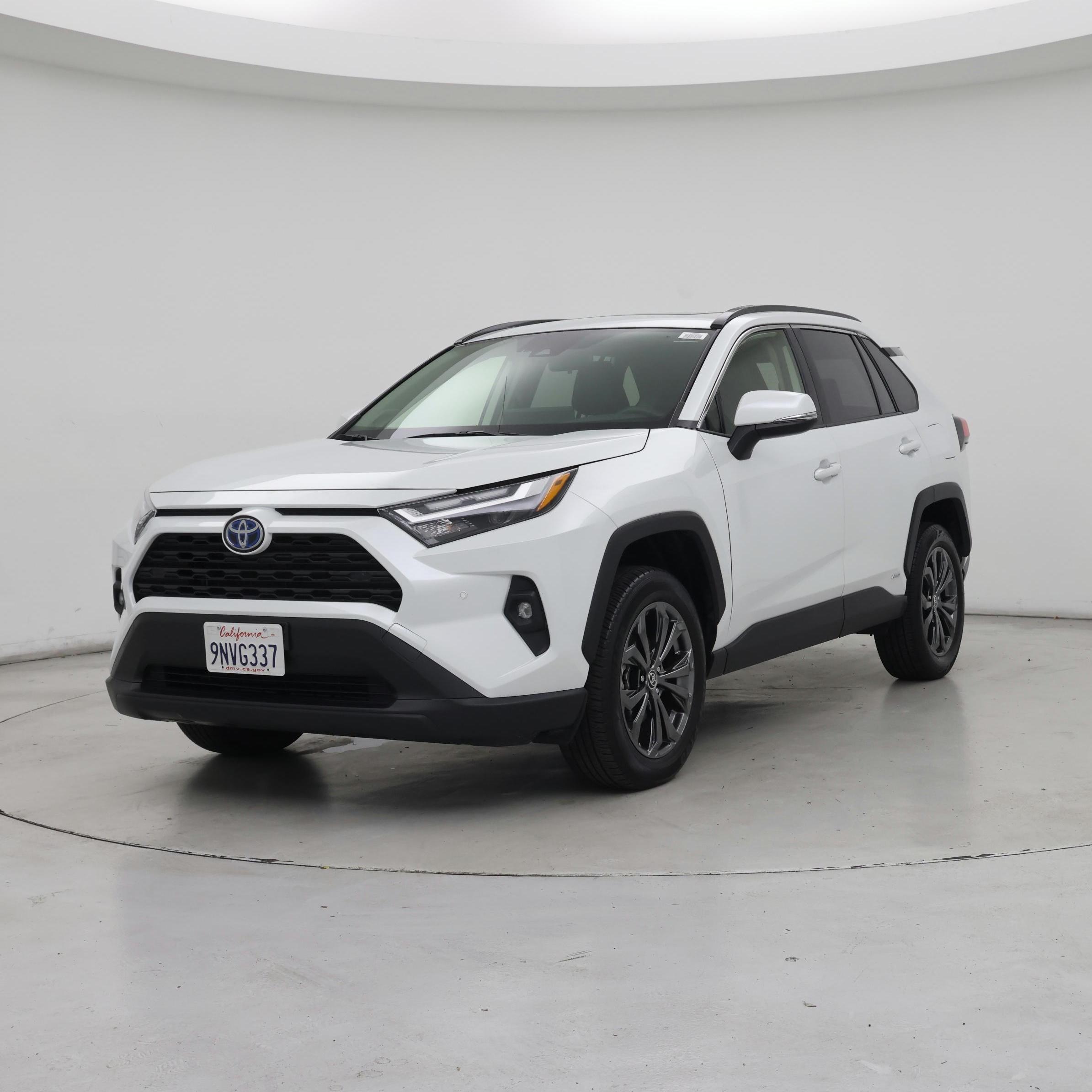 Thumbnail: 2024 Toyota RAV4 - 4