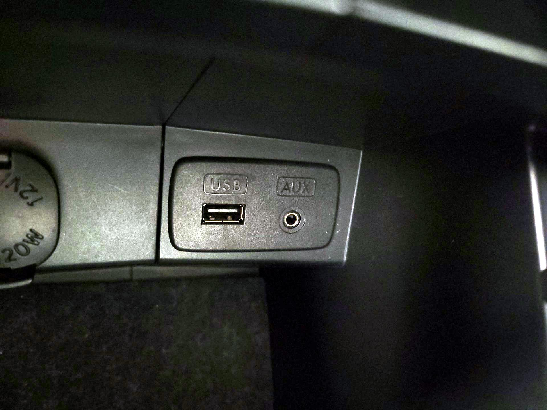 Thumbnail: 2015 Subaru Forester - 18