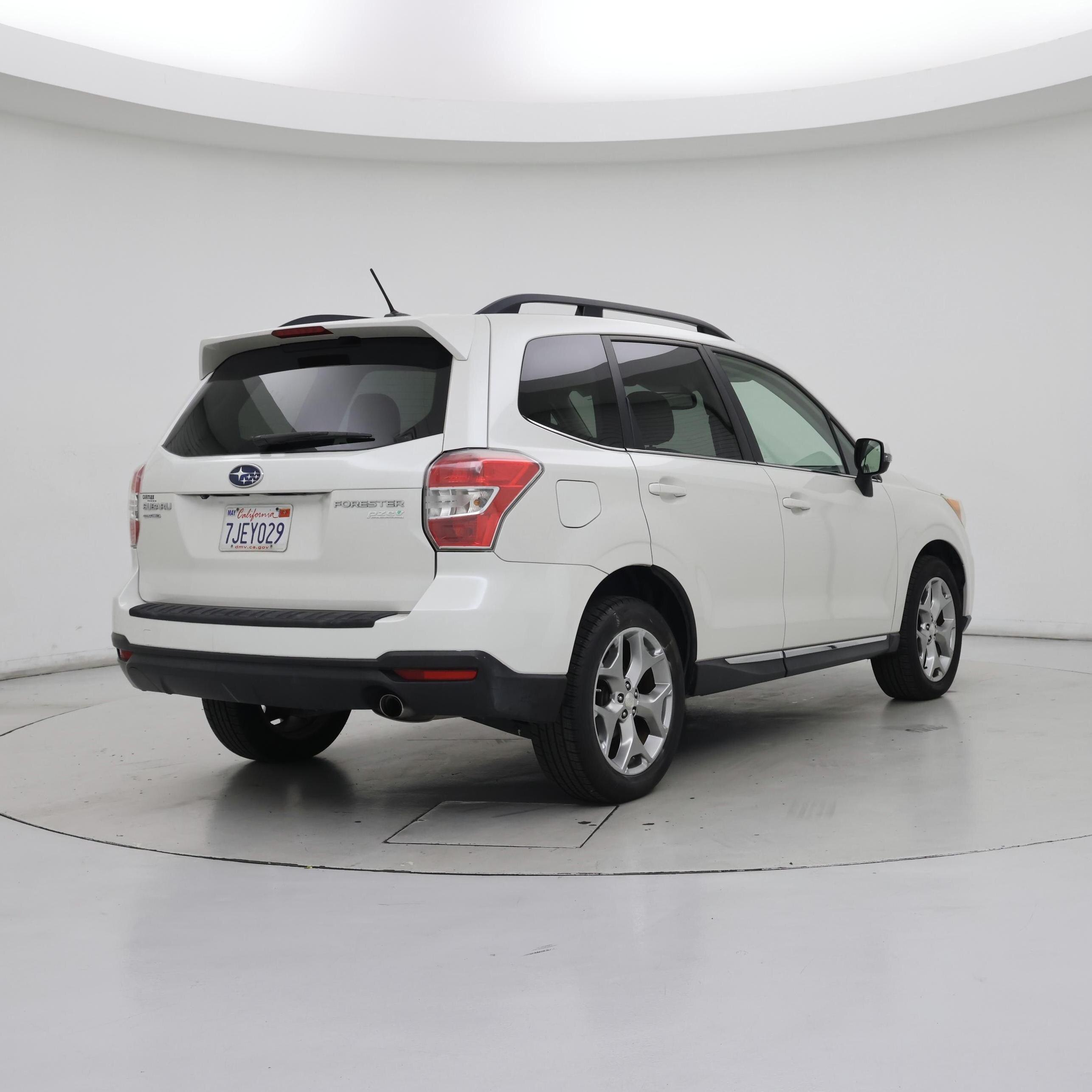 Thumbnail: 2015 Subaru Forester - 8