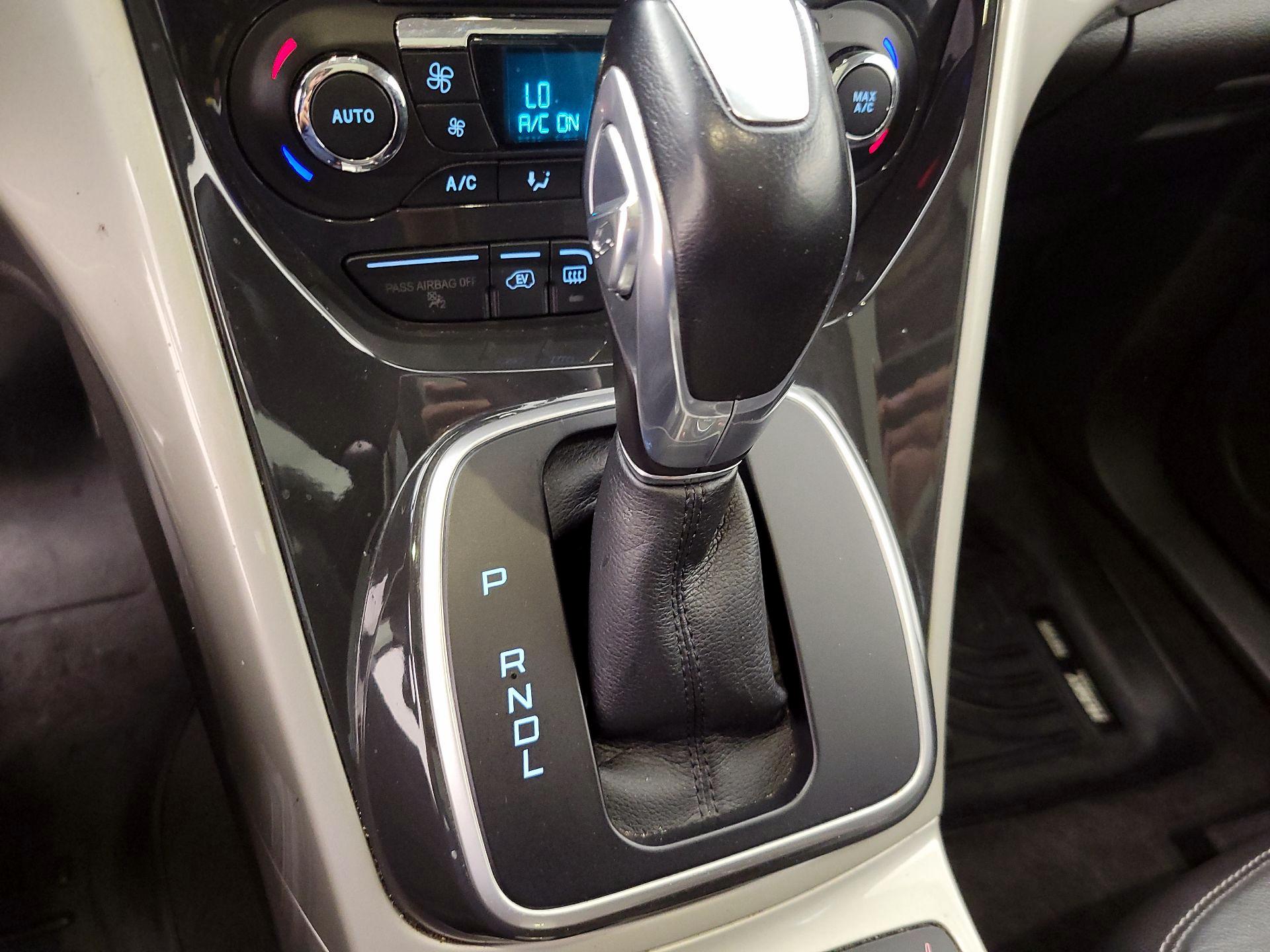 Thumbnail: 2016 Ford C-Max - 18