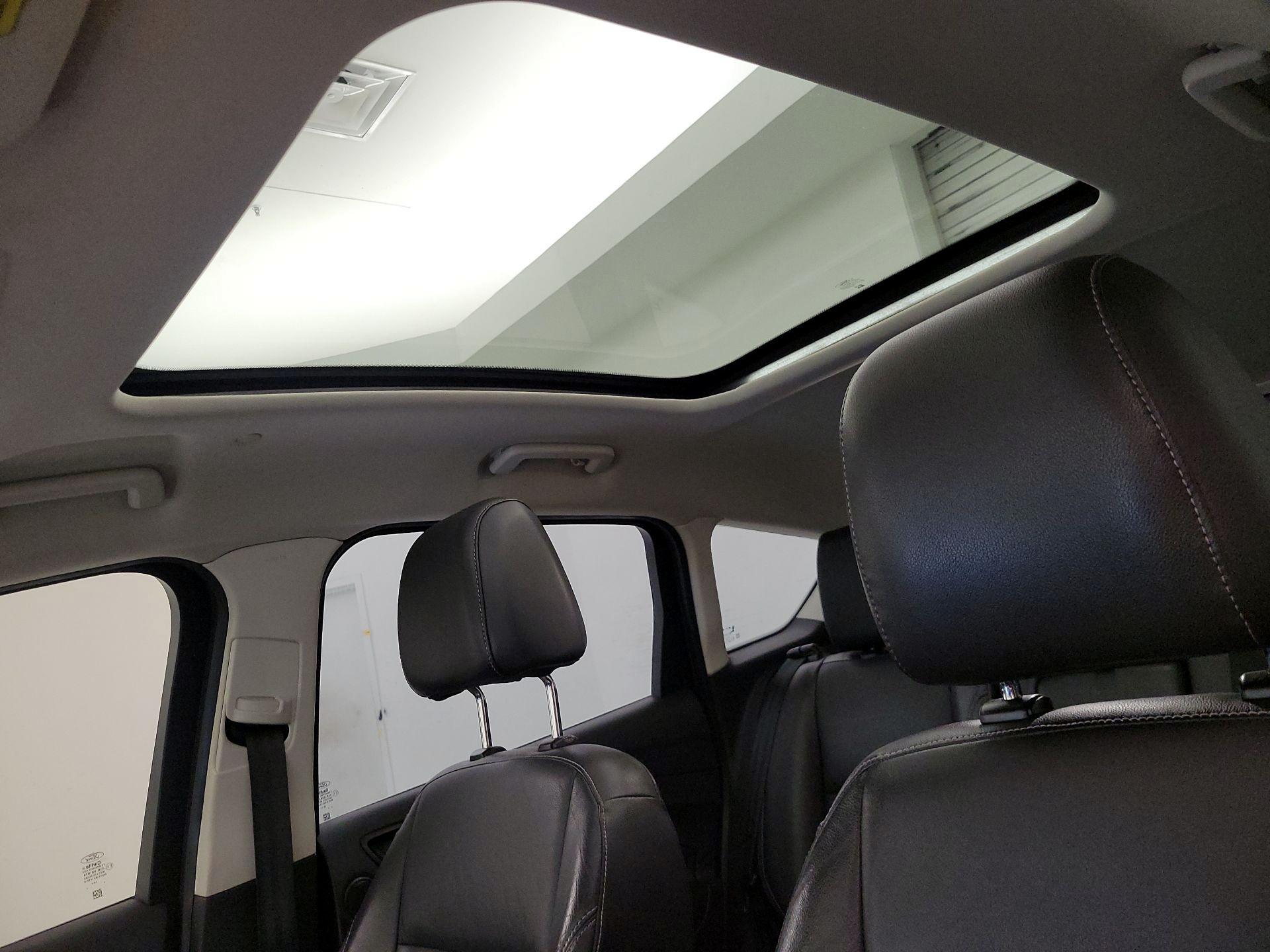 Thumbnail: 2016 Ford C-Max - 19
