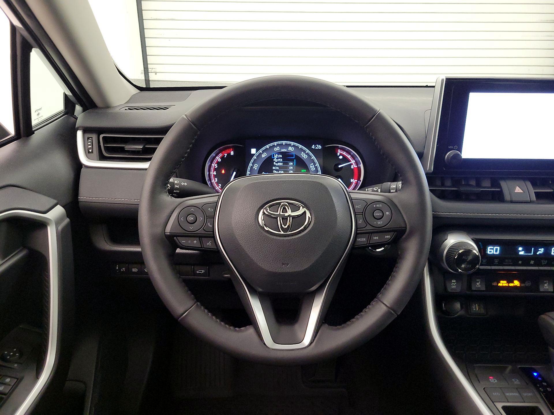 Thumbnail: 2024 Toyota RAV4 - 10