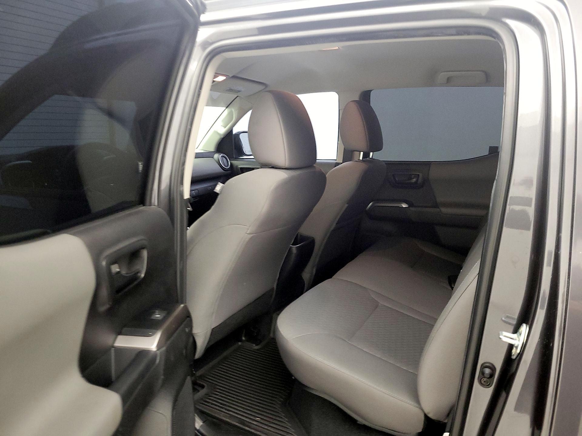 Thumbnail: 2023 Toyota Tacoma - 19