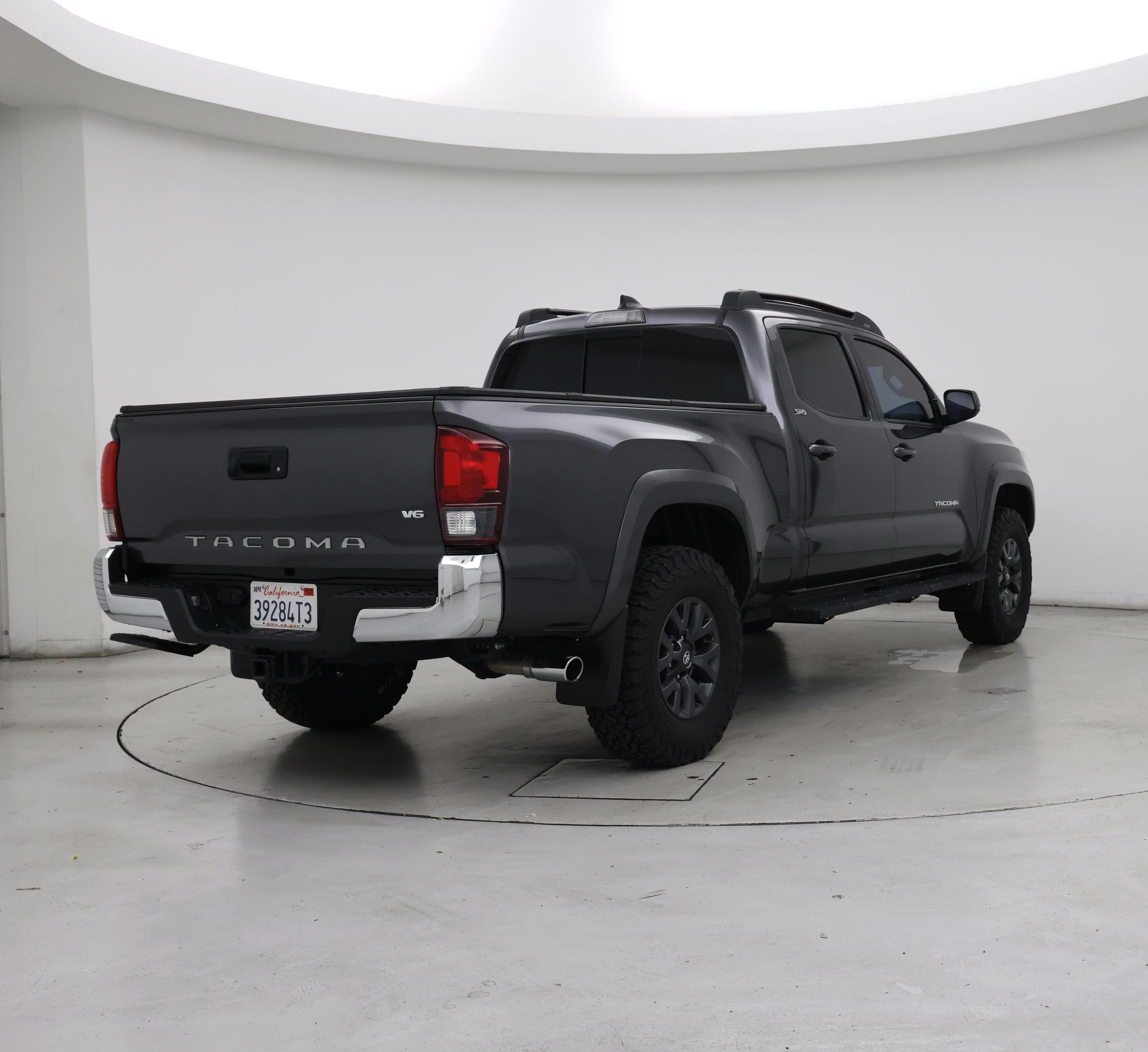 Thumbnail: 2023 Toyota Tacoma - 8