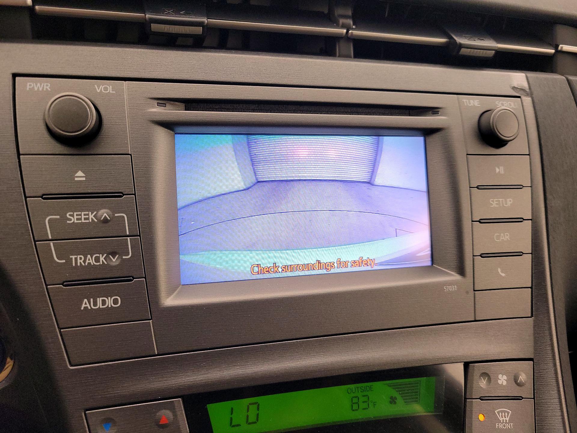 Thumbnail: 2015 Toyota Prius - 14