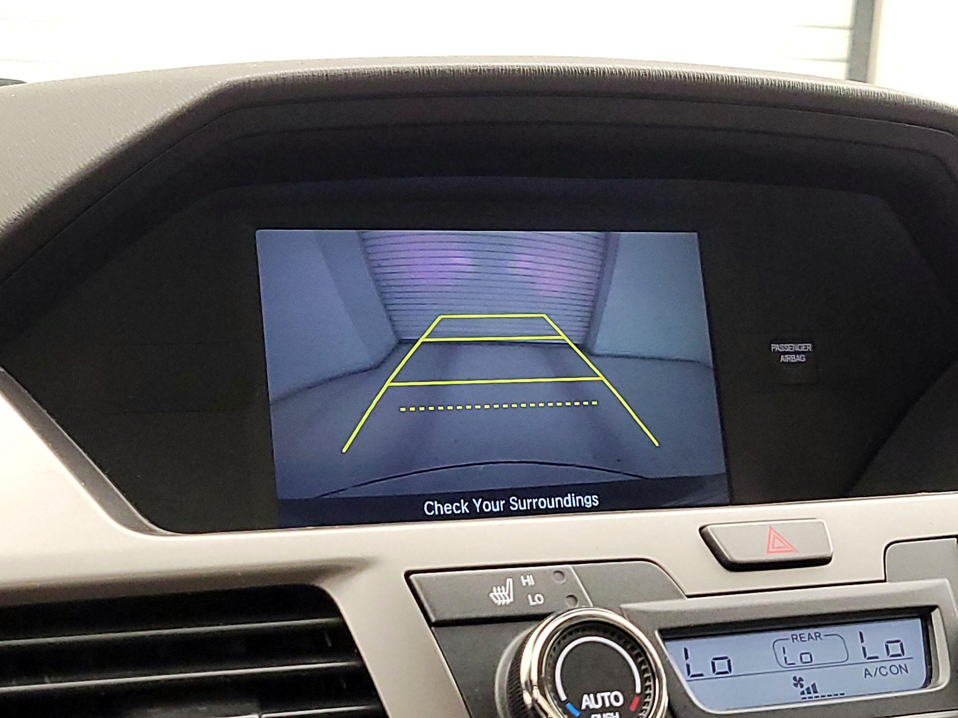 Thumbnail: 2016 Honda Odyssey - 14