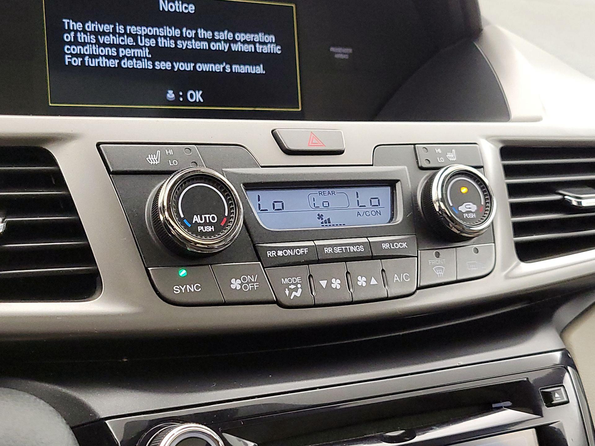 Thumbnail: 2016 Honda Odyssey - 16