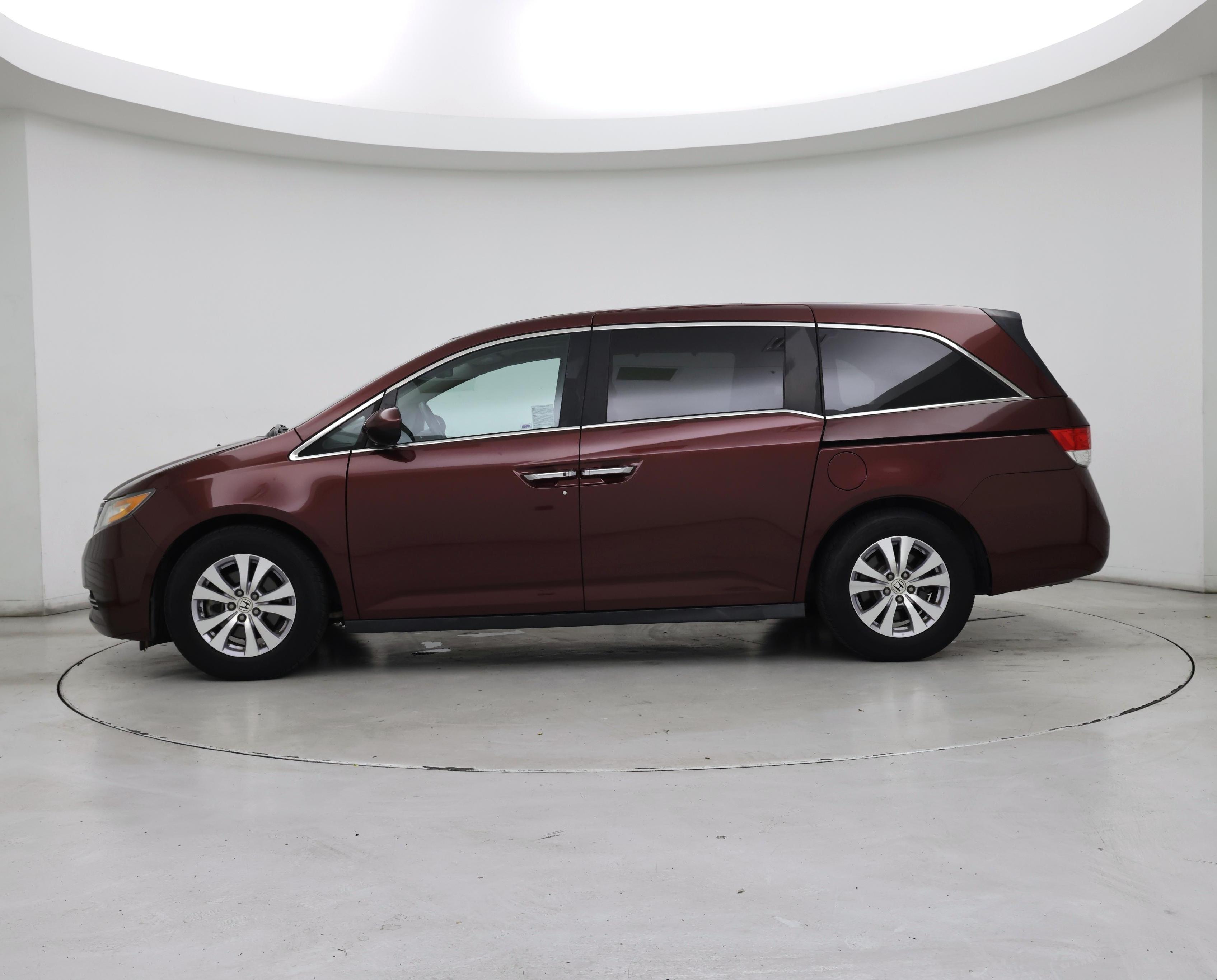 Thumbnail: 2016 Honda Odyssey - 3