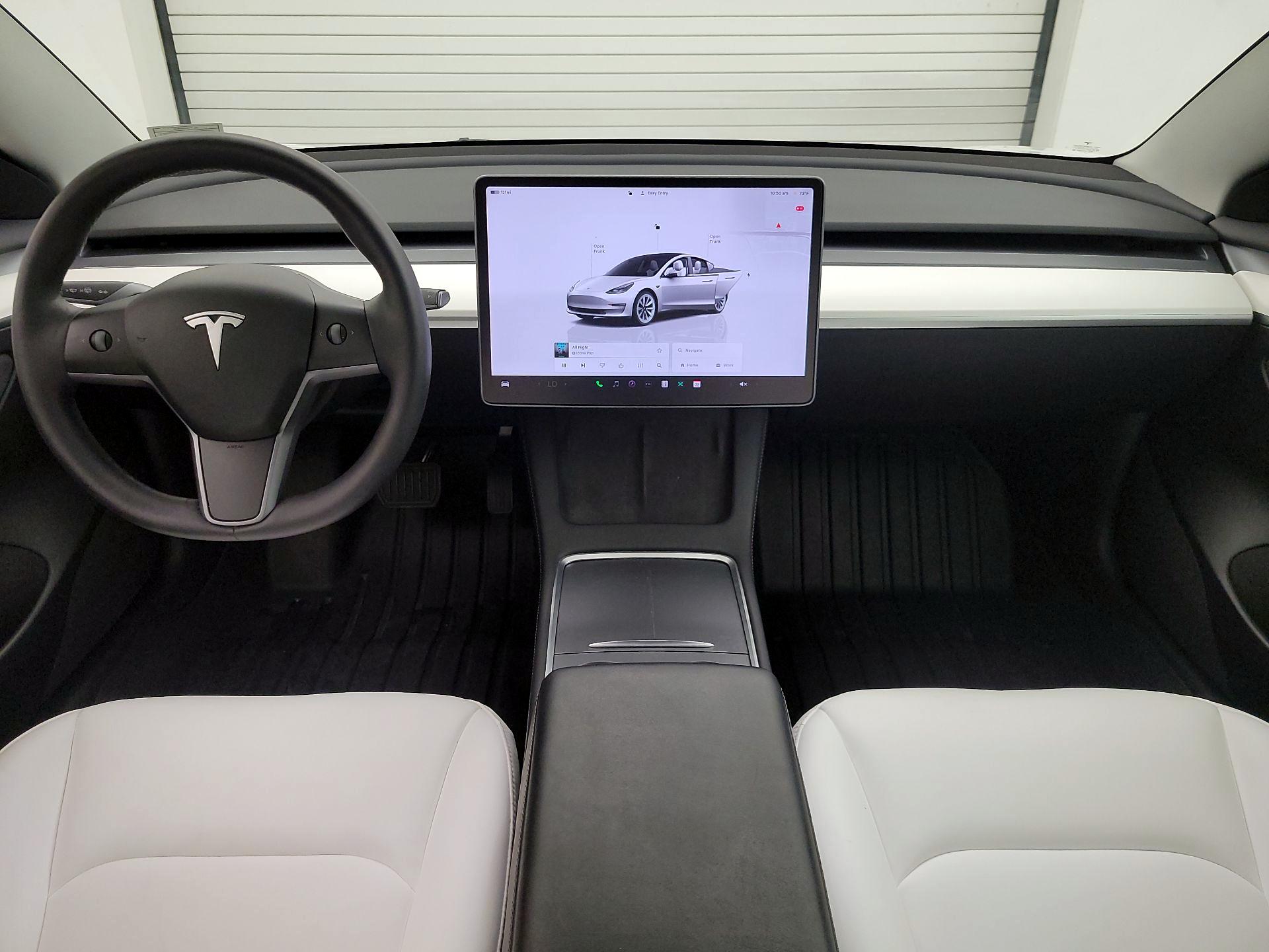 Thumbnail: 2023 Tesla Model 3 - 9