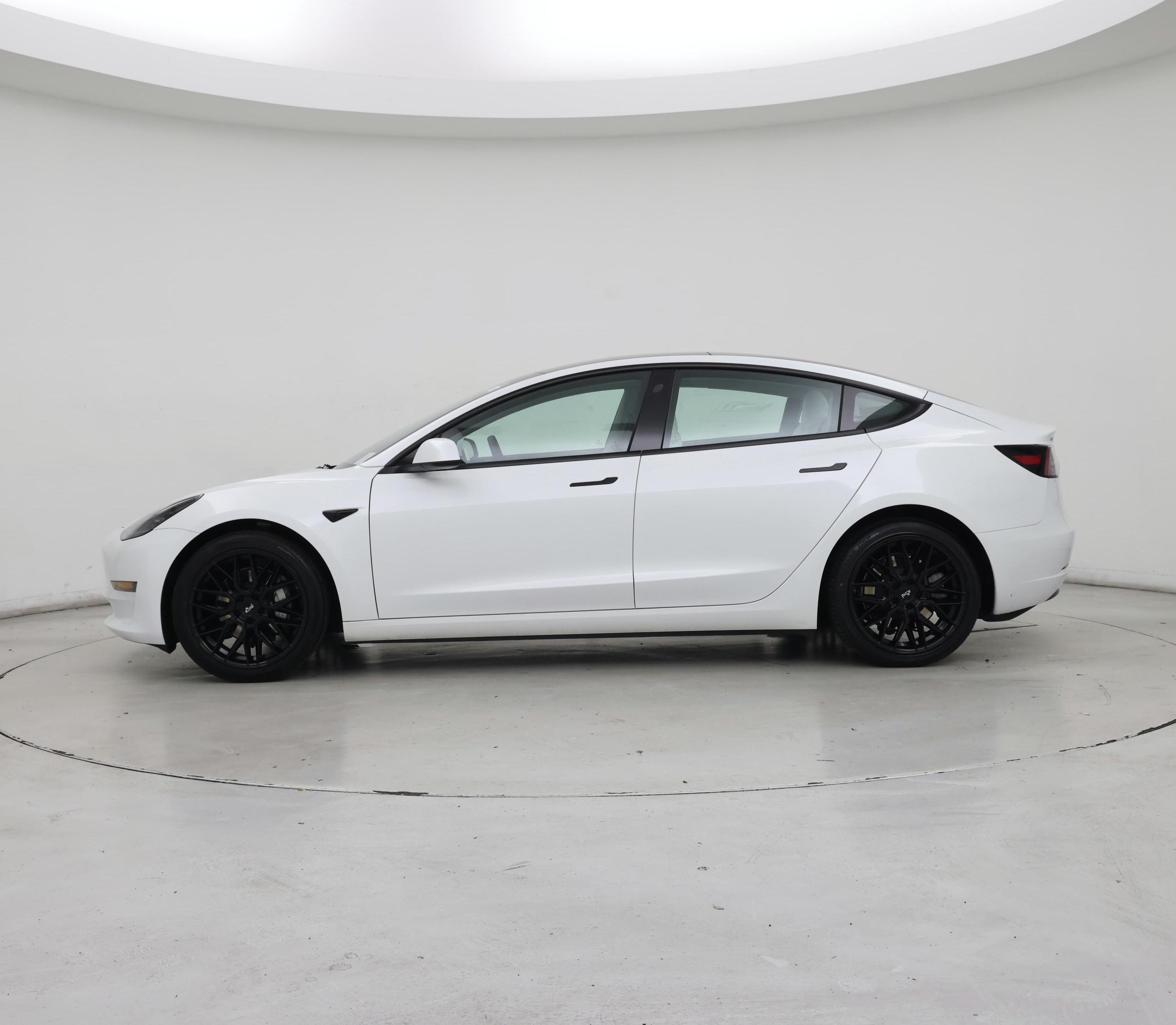 Thumbnail: 2023 Tesla Model 3 - 3