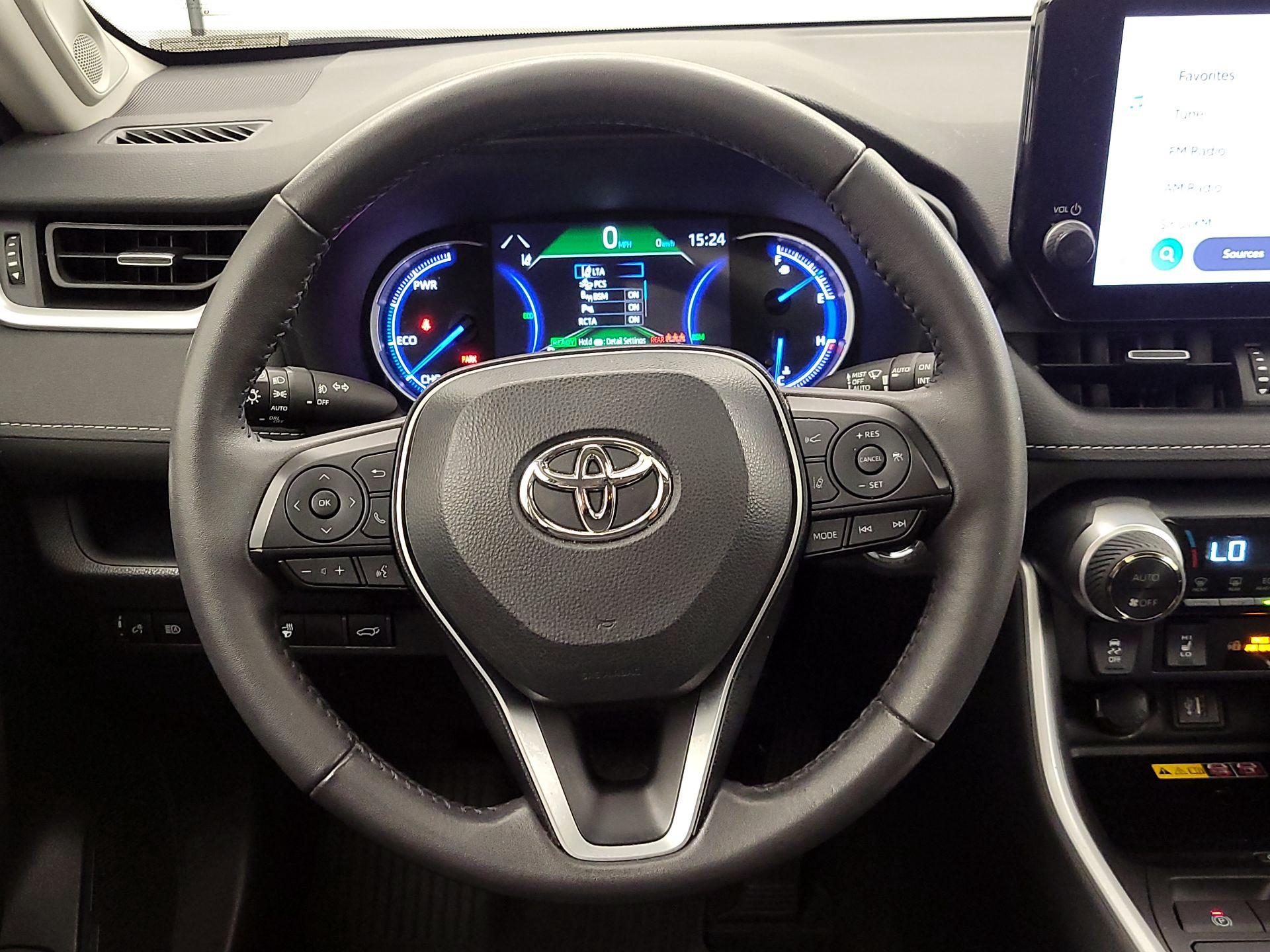 Thumbnail: 2024 Toyota RAV4 - 10