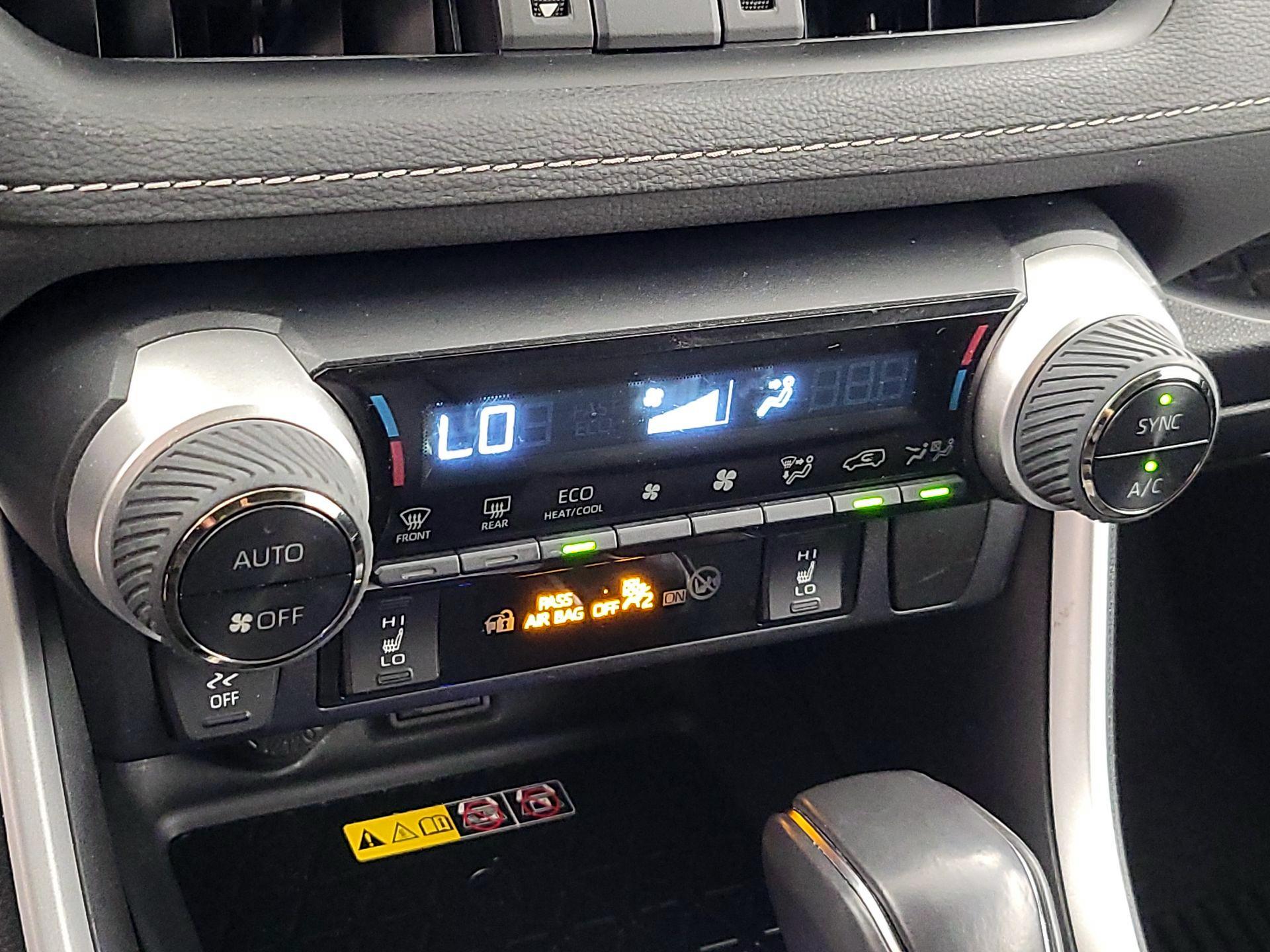 Thumbnail: 2024 Toyota RAV4 - 16