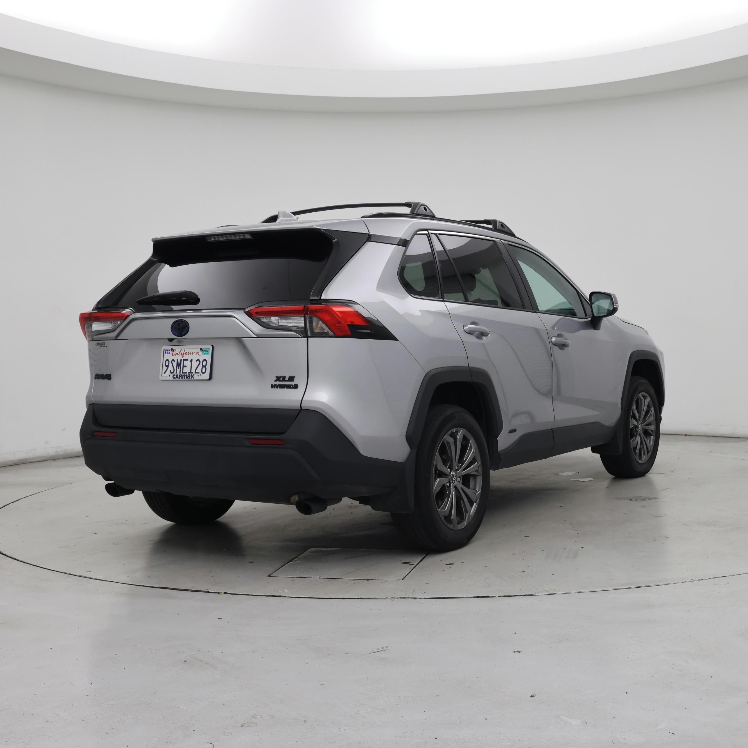 Thumbnail: 2024 Toyota RAV4 - 8