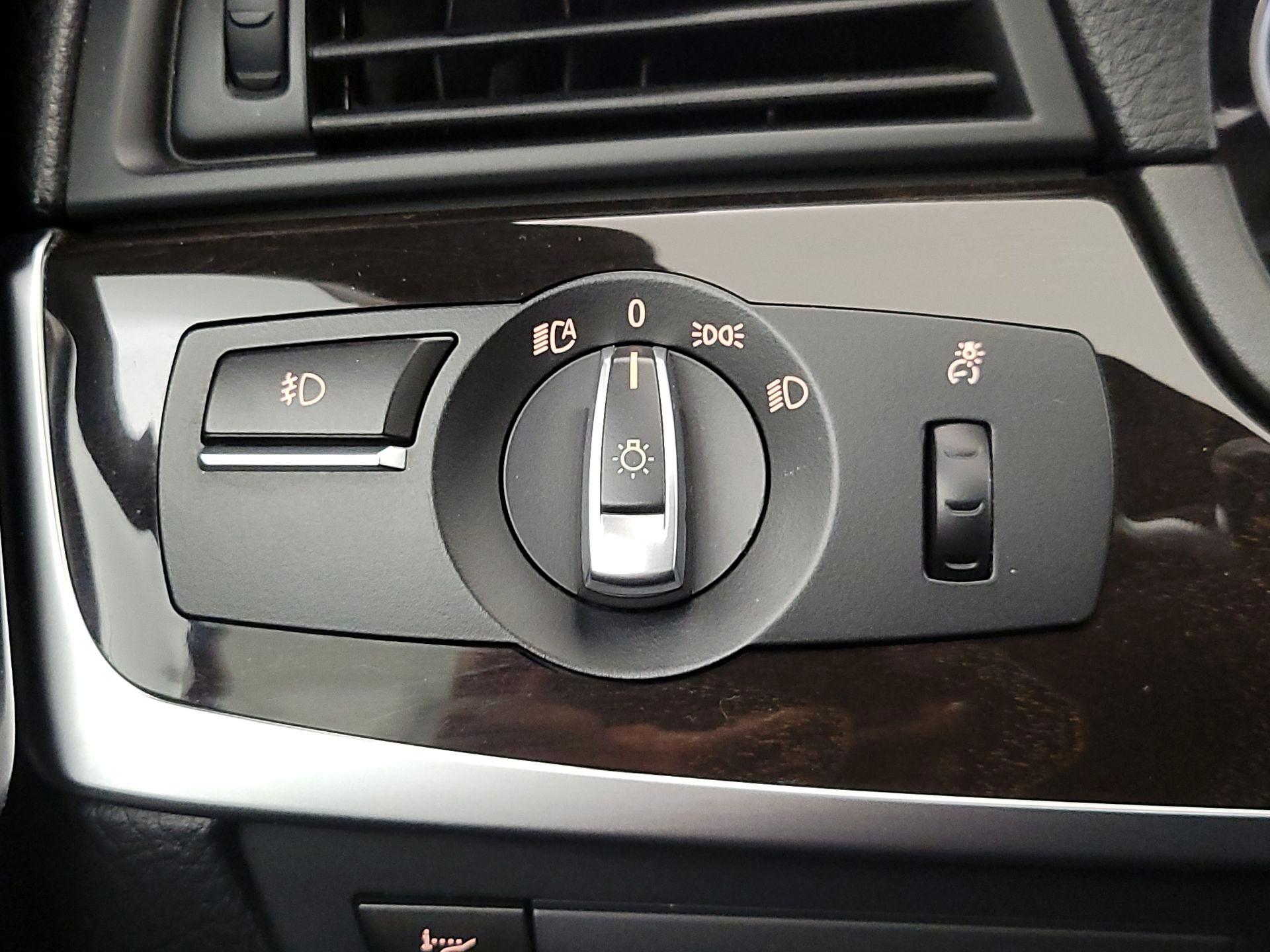 Thumbnail: 2016 BMW 5 Series - 13