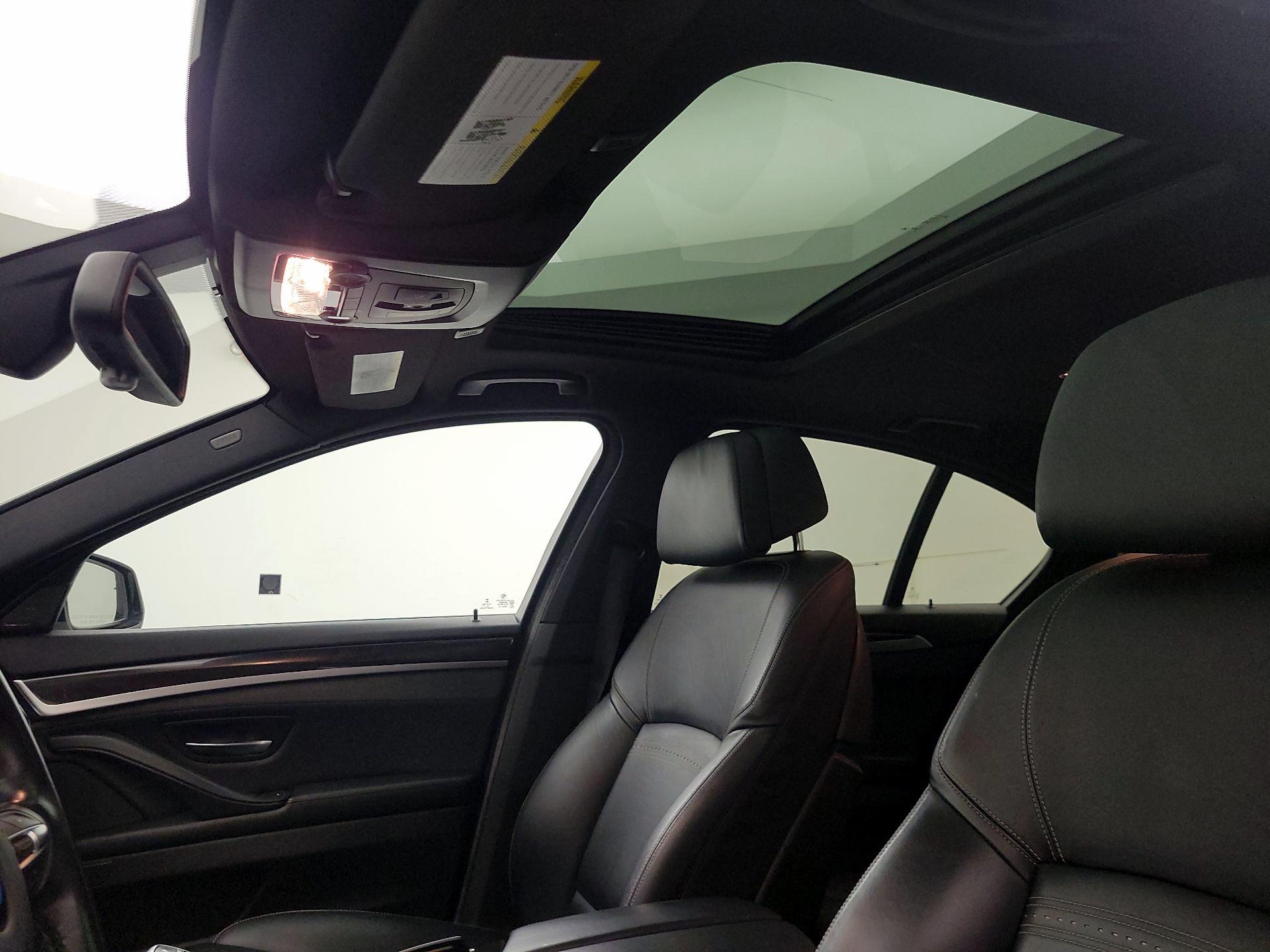 Thumbnail: 2016 BMW 5 Series - 19