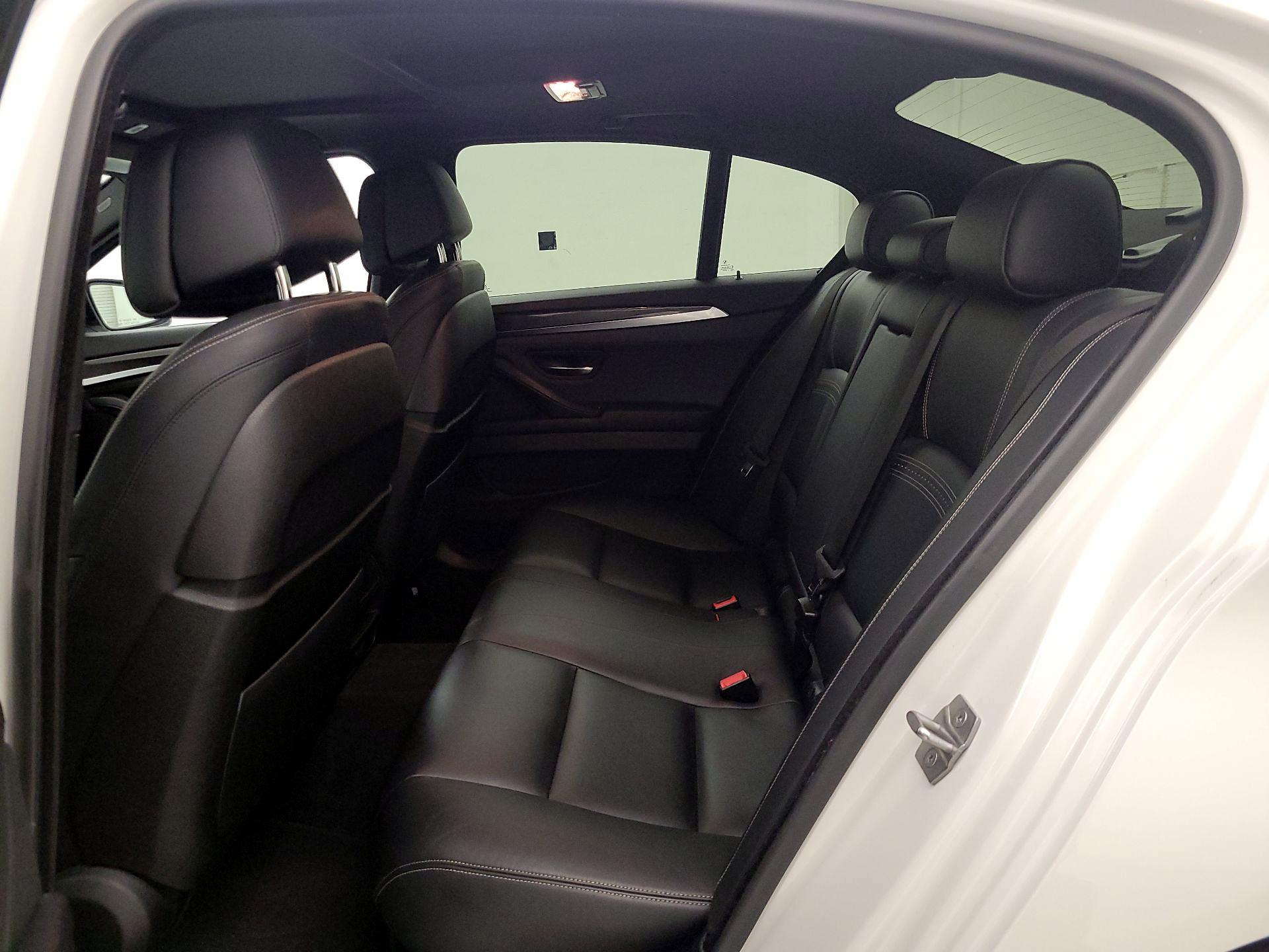 Thumbnail: 2016 BMW 5 Series - 20