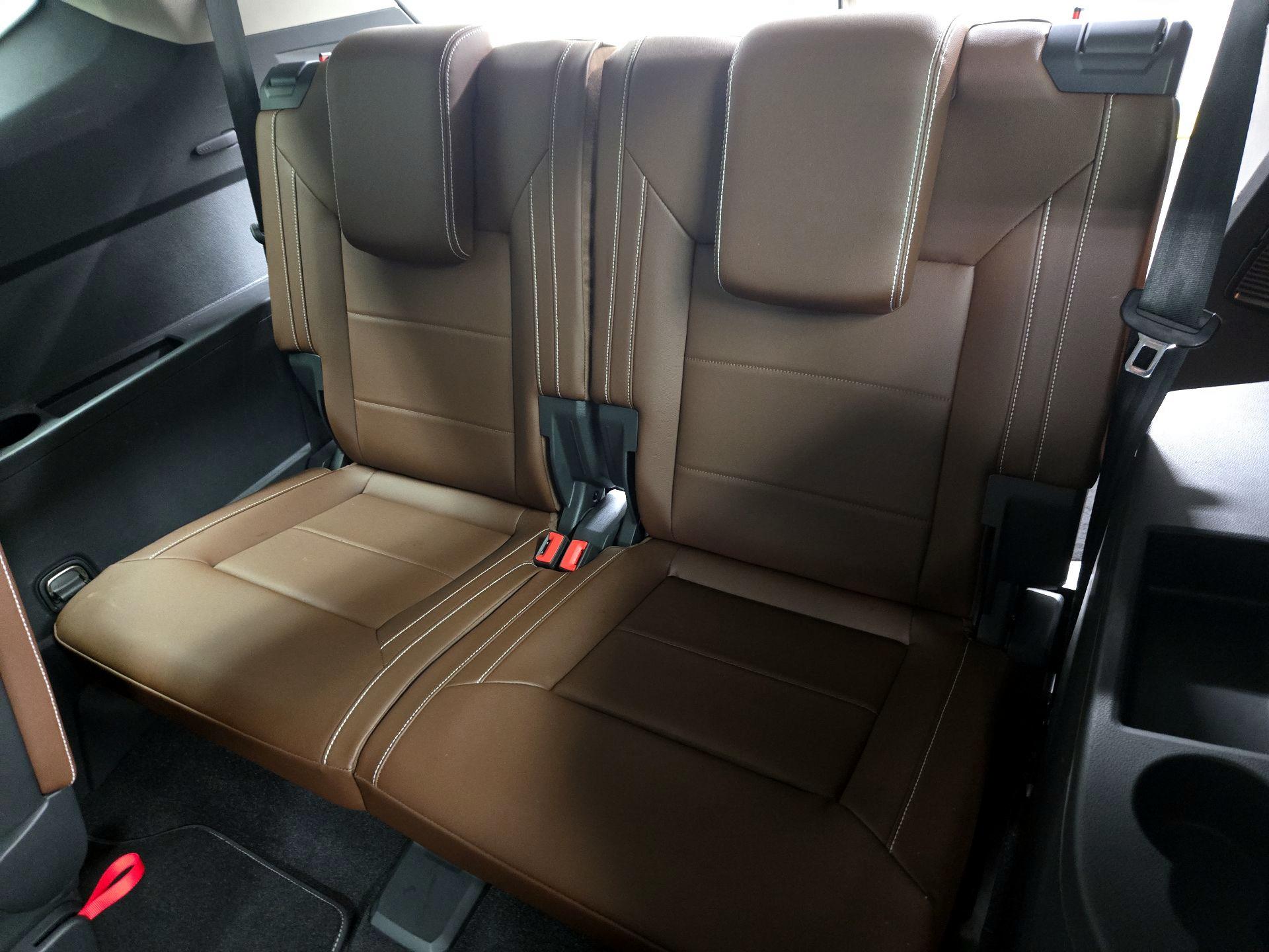 Thumbnail: 2021 Volkswagen Atlas - 20