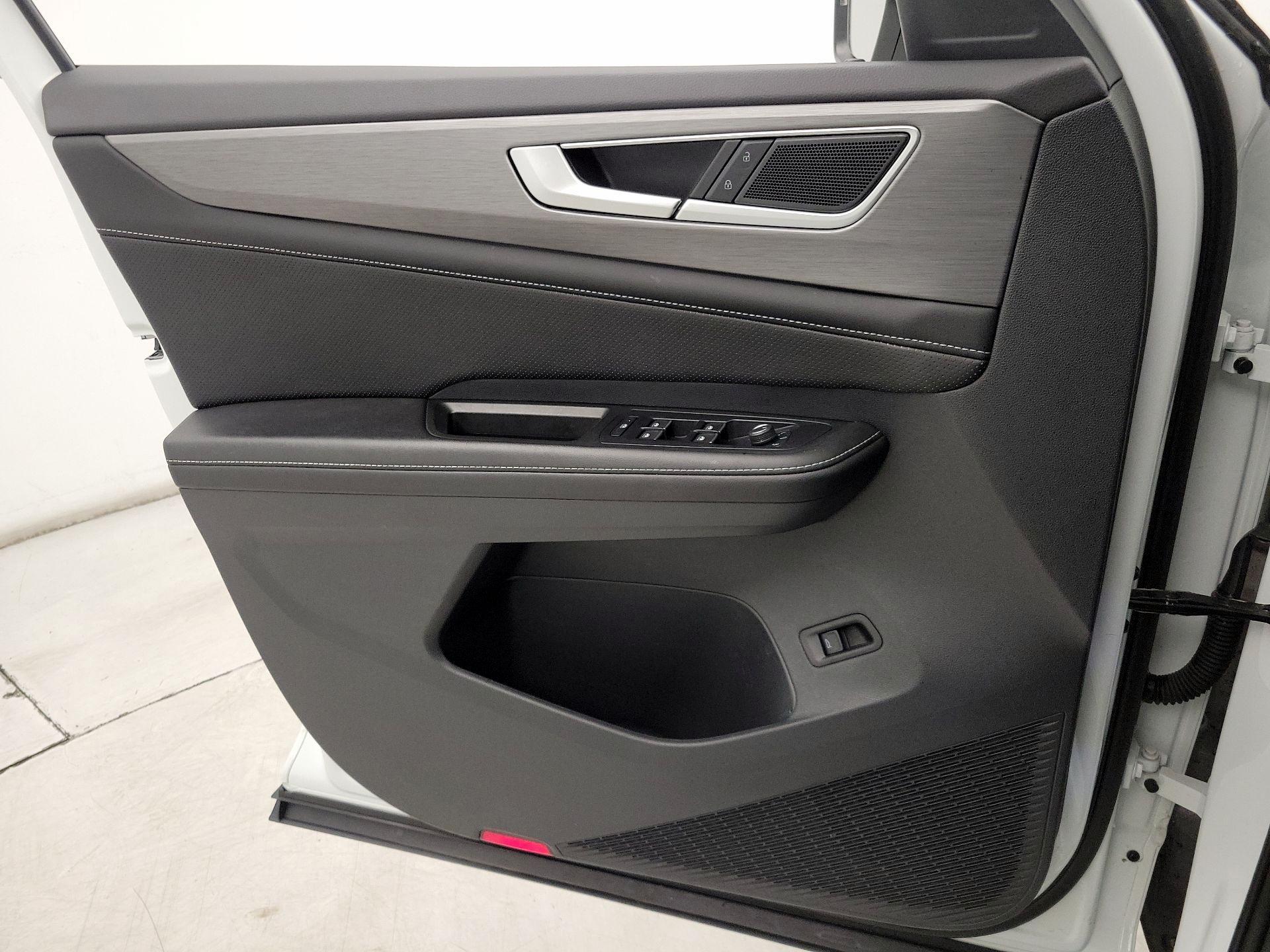 Thumbnail: 2024 Volkswagen Atlas - 12