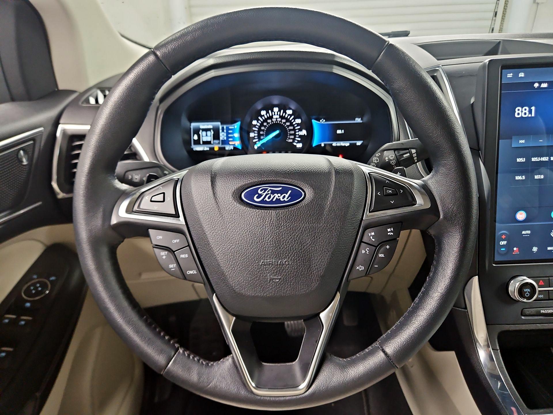 Thumbnail: 2023 Ford Edge - 10