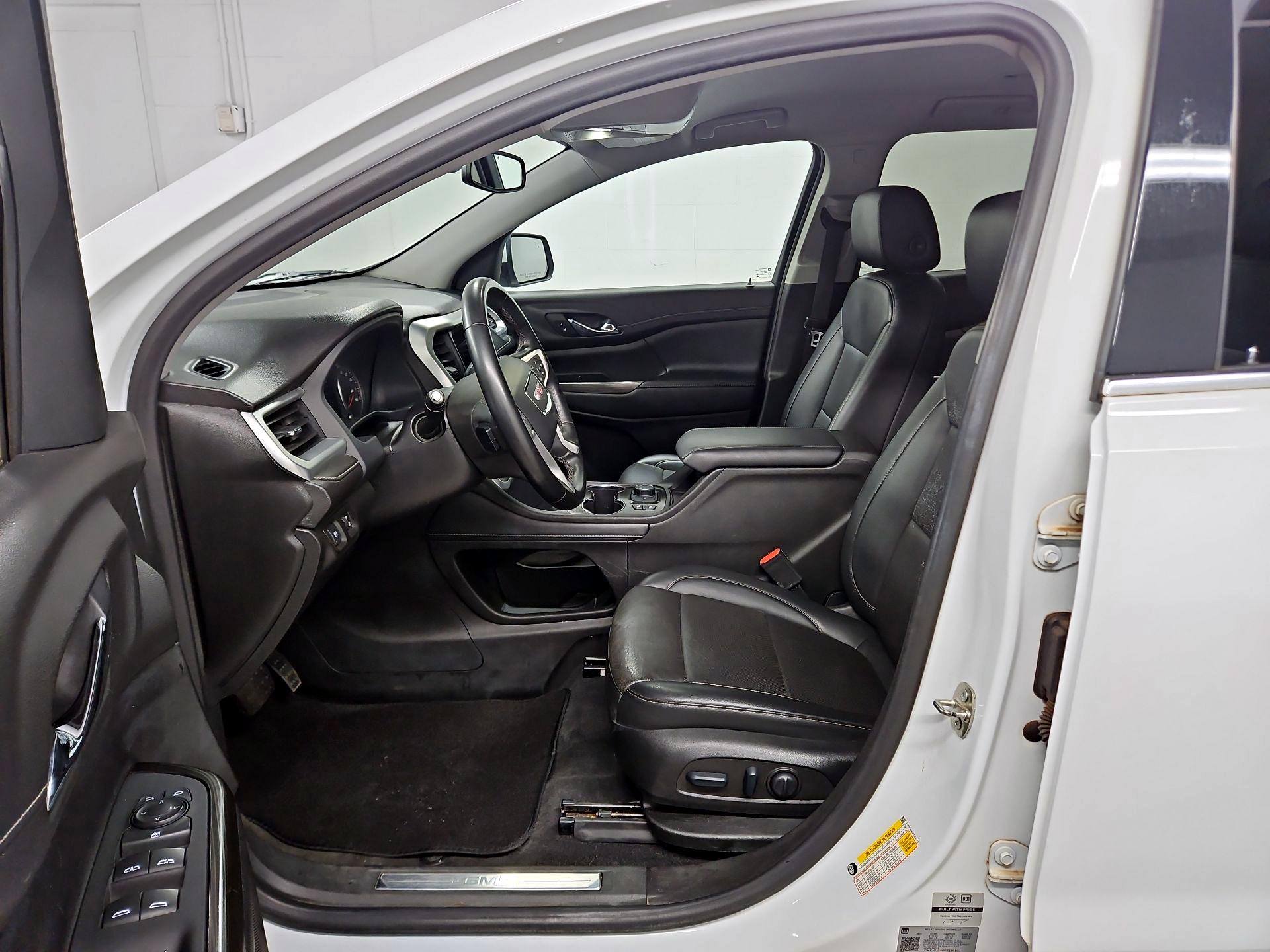 Thumbnail: 2023 GMC Acadia - 11