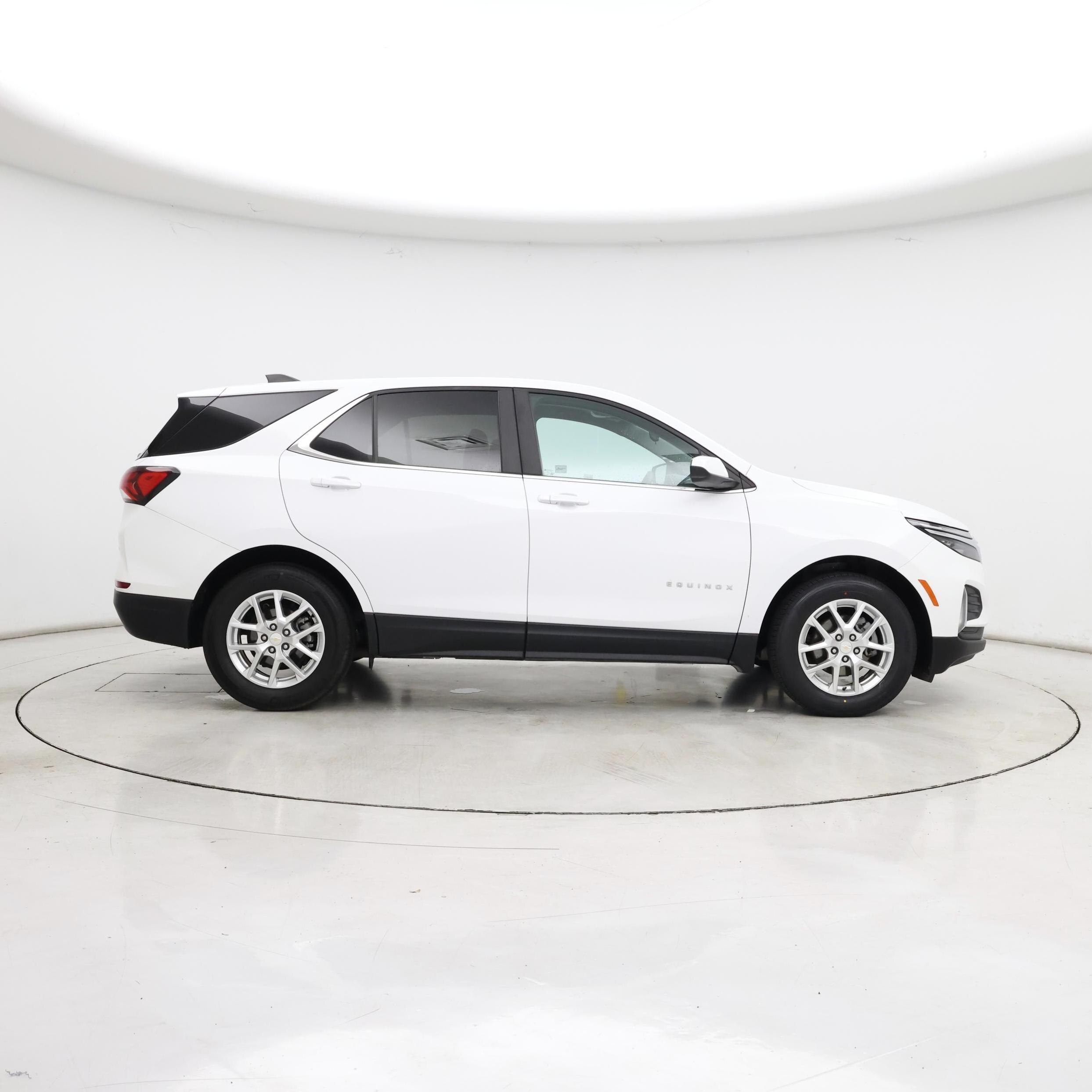 Thumbnail: 2022 Chevrolet Equinox - 7