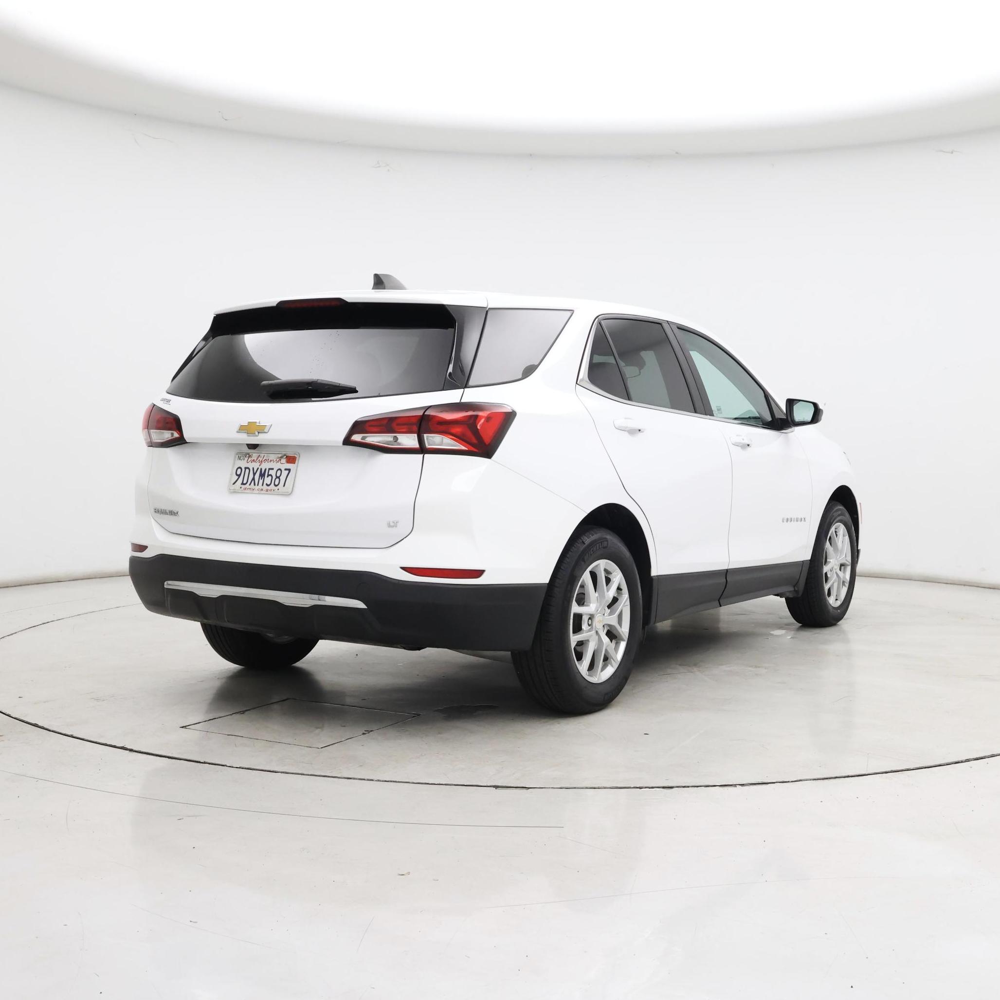 Thumbnail: 2022 Chevrolet Equinox - 8