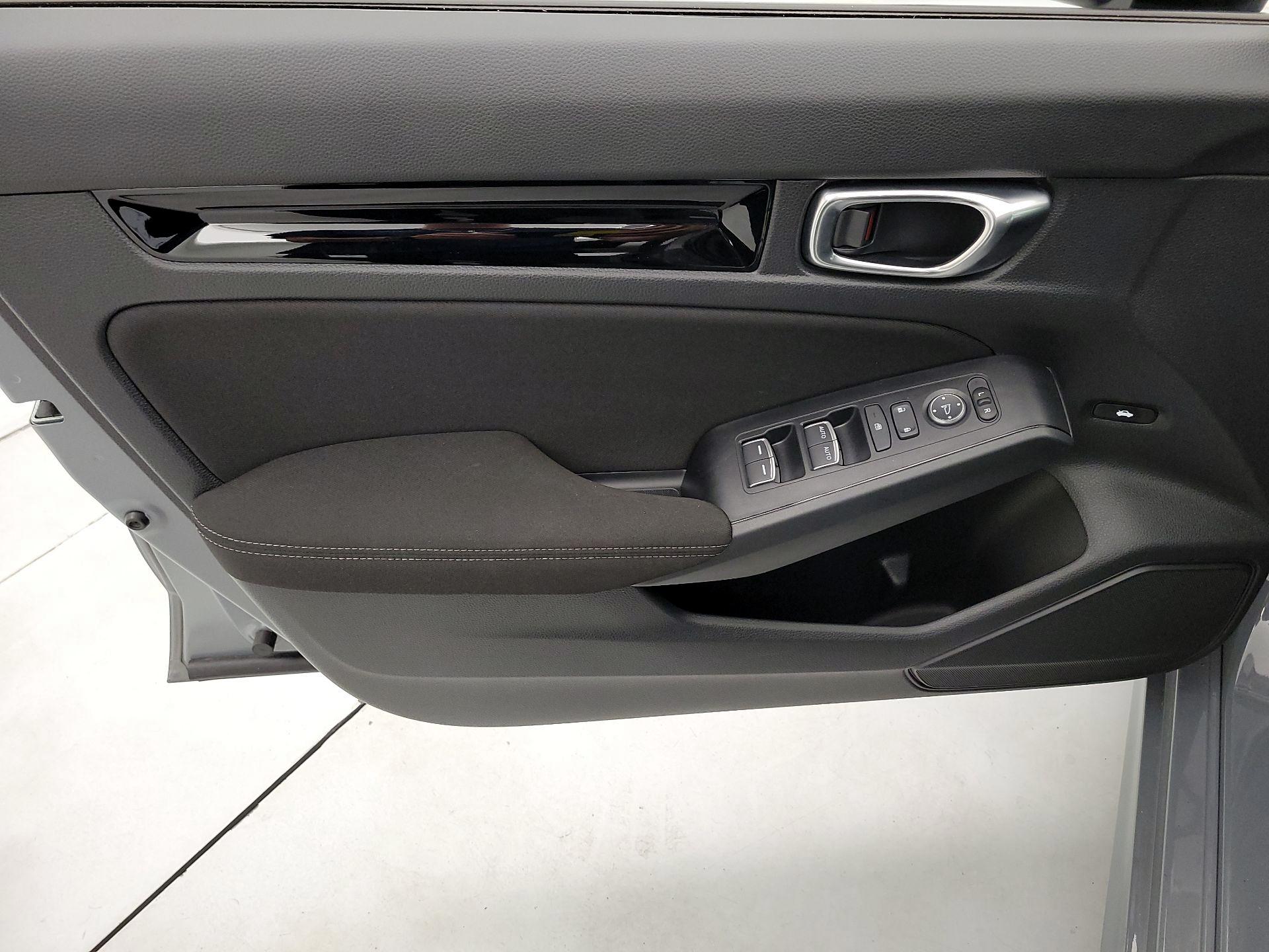 Thumbnail: 2025 Honda Civic - 12