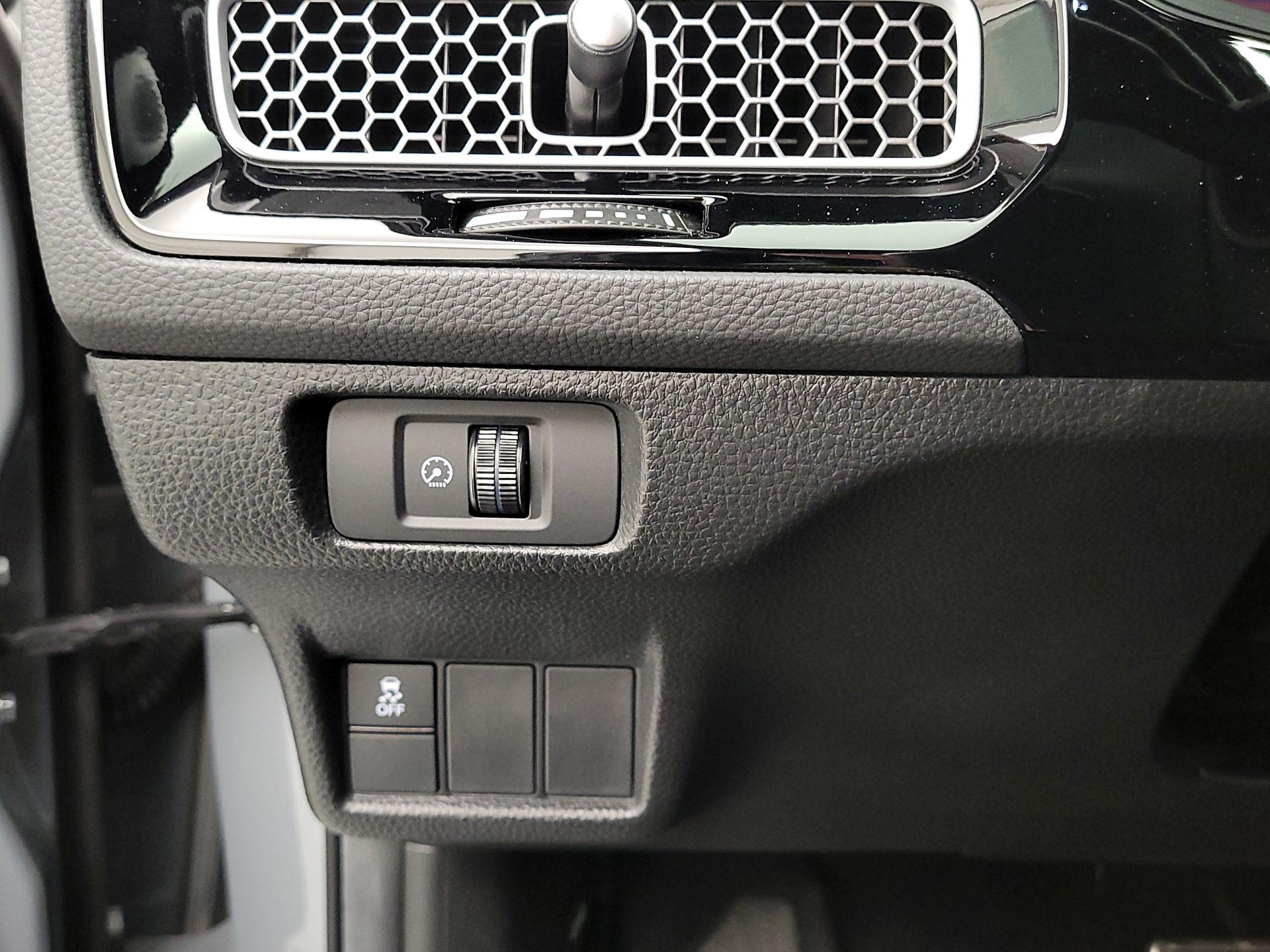 Thumbnail: 2025 Honda Civic - 13