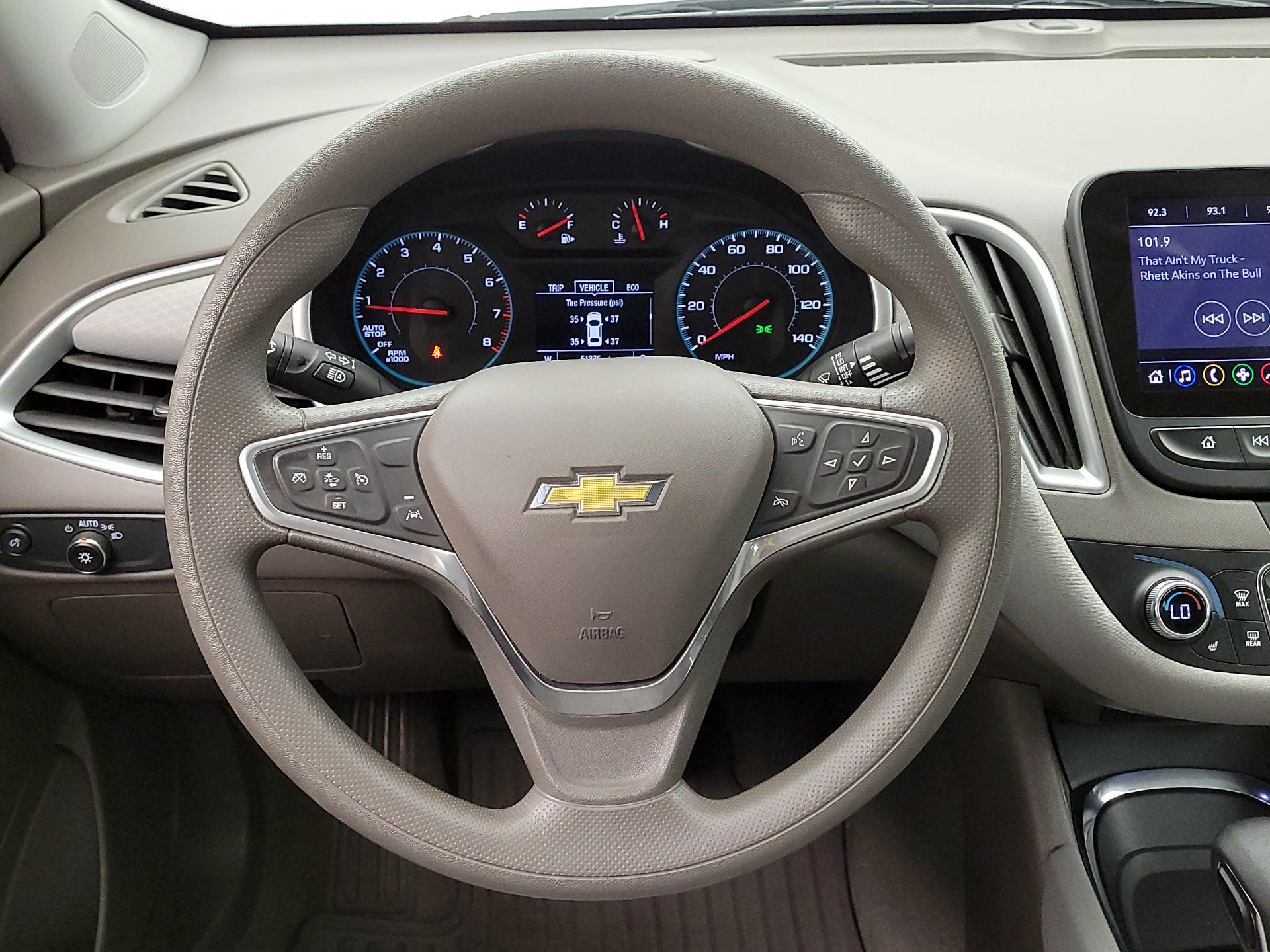 Thumbnail: 2023 Chevrolet Malibu - 10