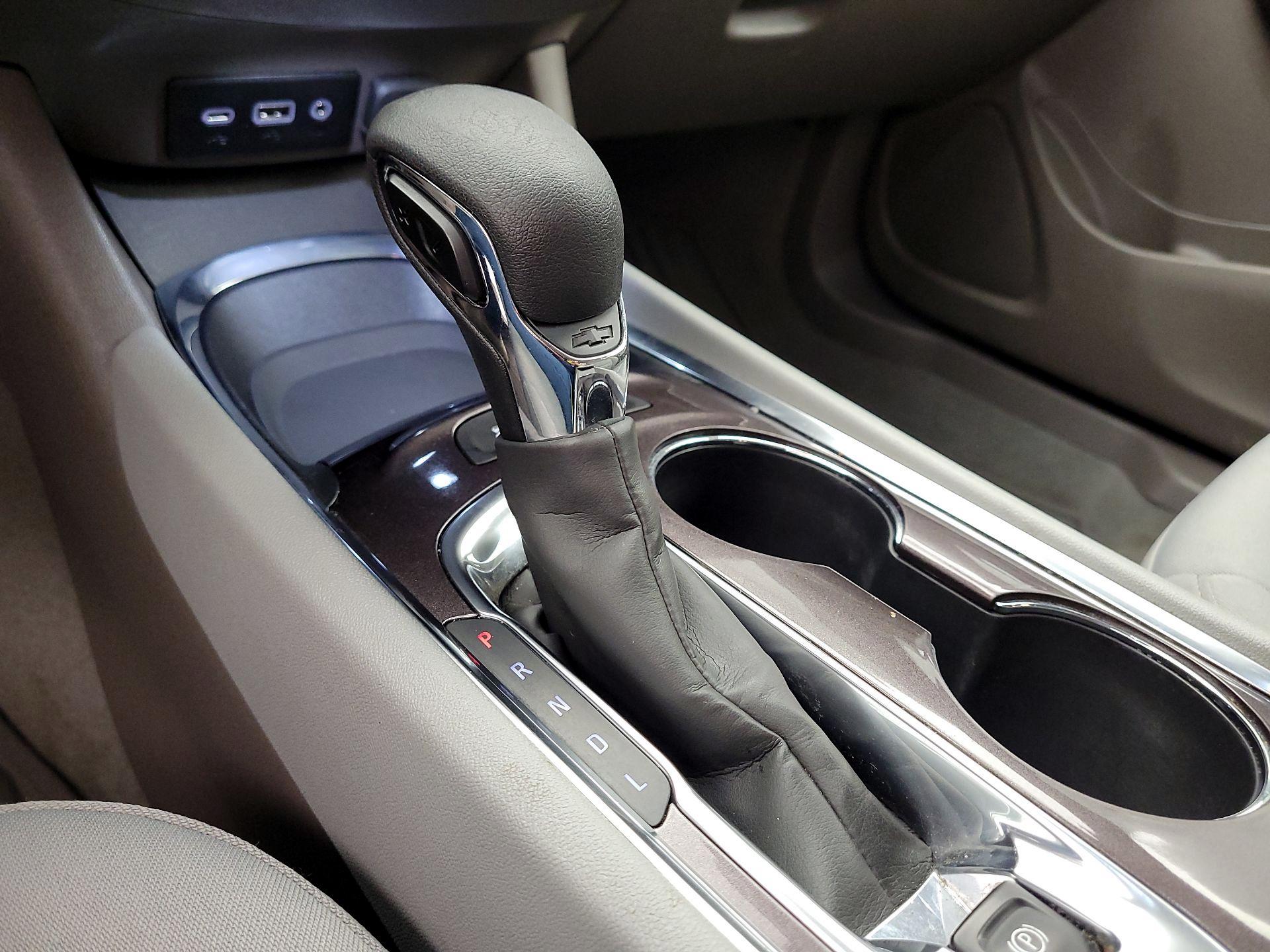 Thumbnail: 2023 Chevrolet Malibu - 17