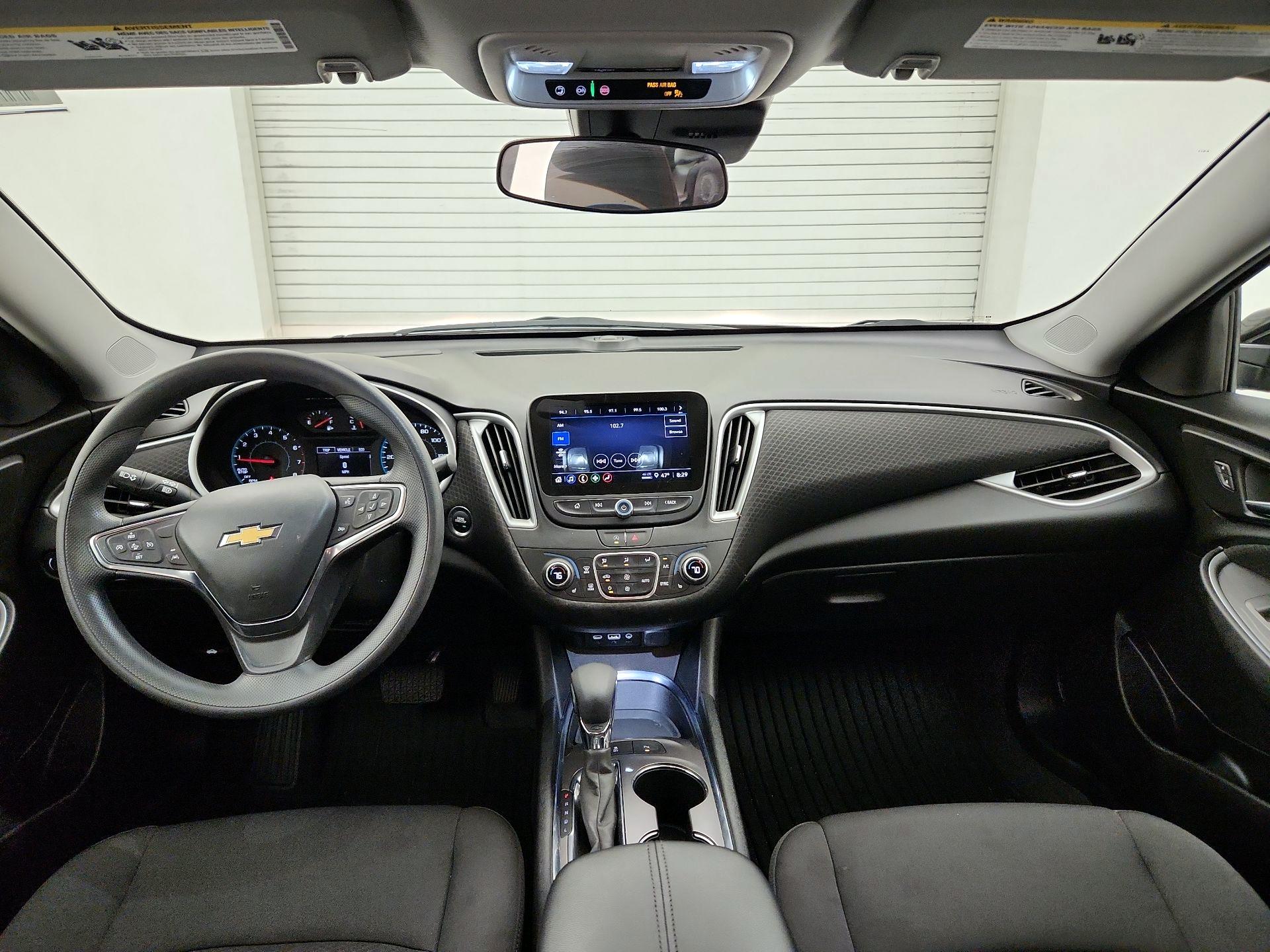 Thumbnail: 2024 Chevrolet Malibu - 9