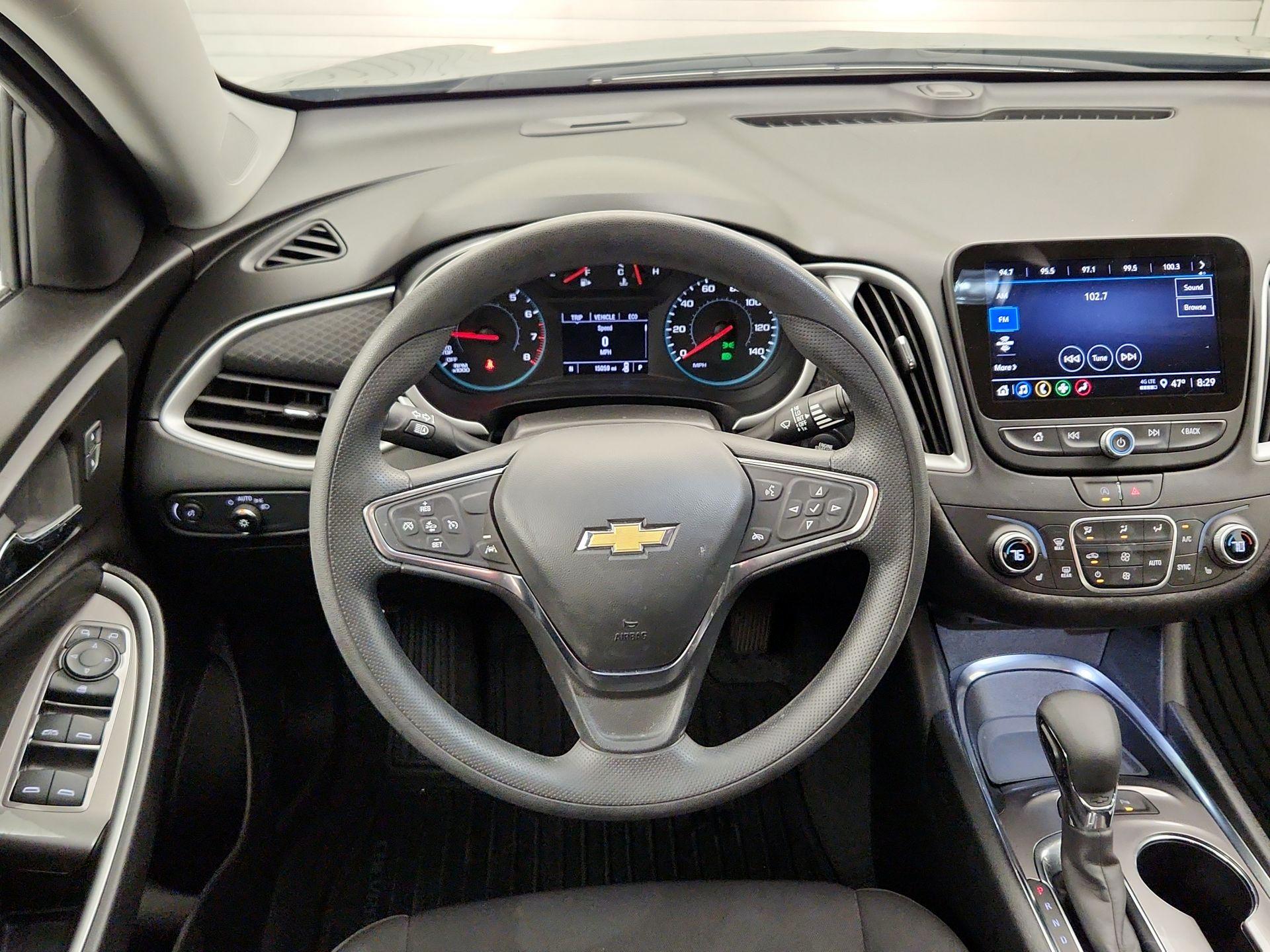 Thumbnail: 2024 Chevrolet Malibu - 10