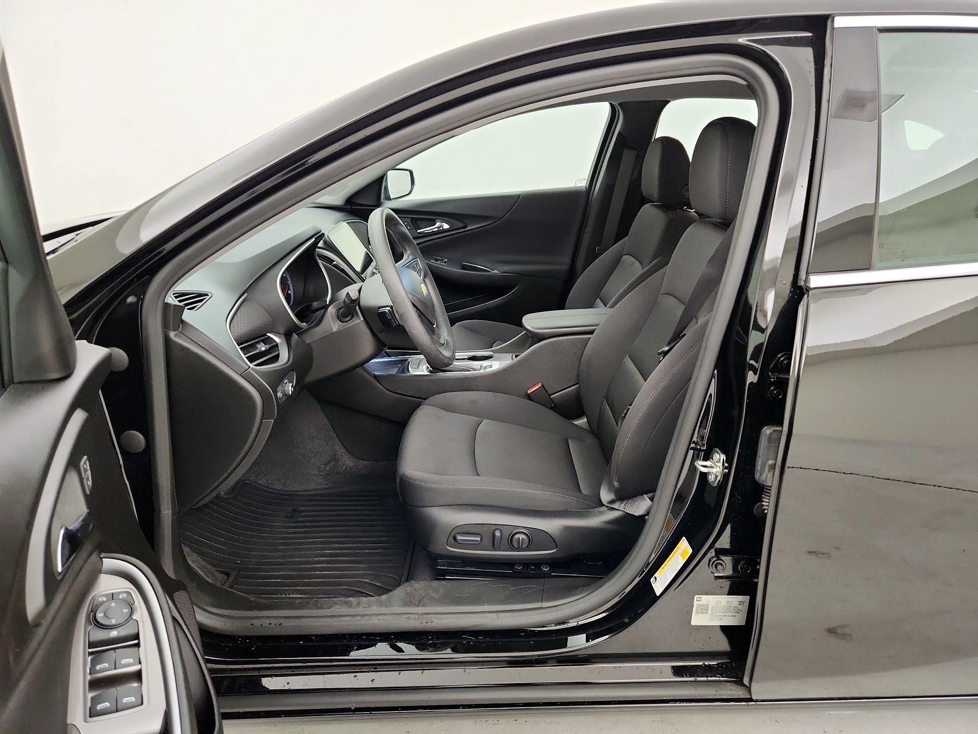 Thumbnail: 2024 Chevrolet Malibu - 11