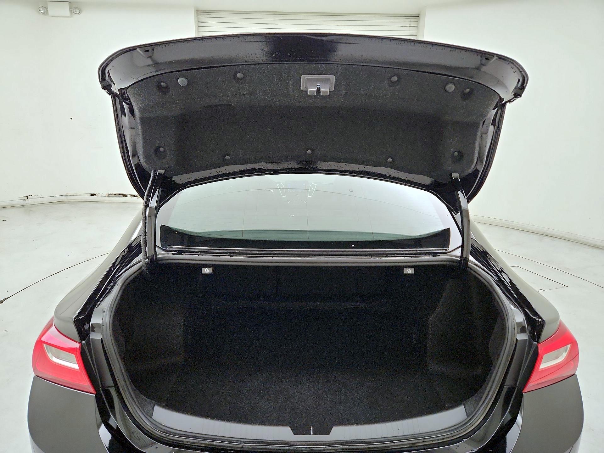 Thumbnail: 2024 Chevrolet Malibu - 20