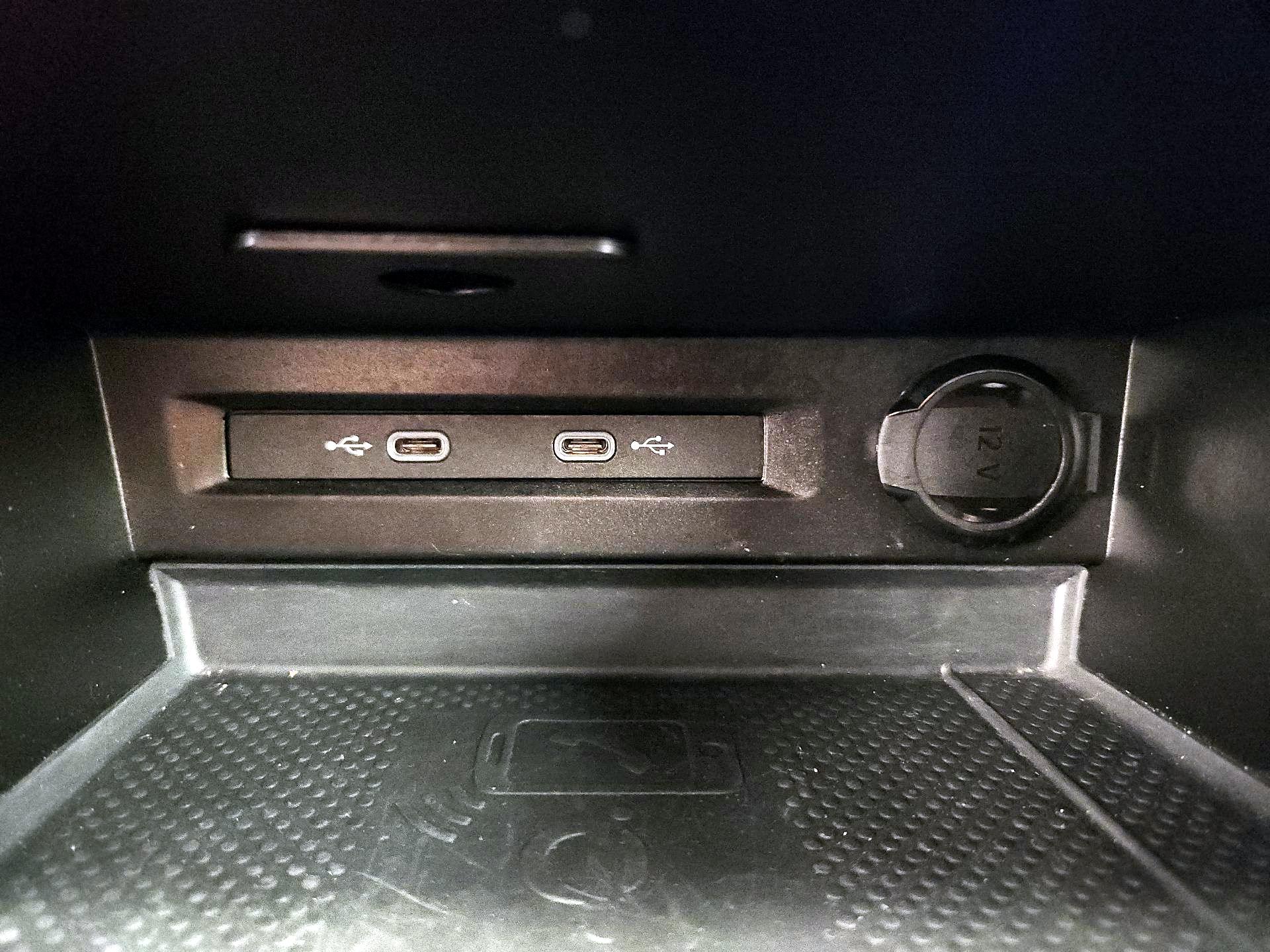 Thumbnail: 2024 Volkswagen Tiguan - 18